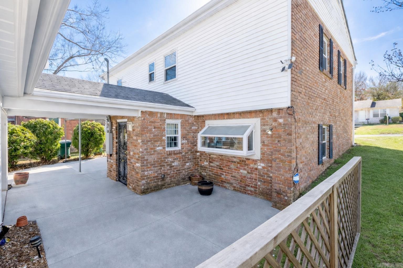 TREASURE HILL - Residential