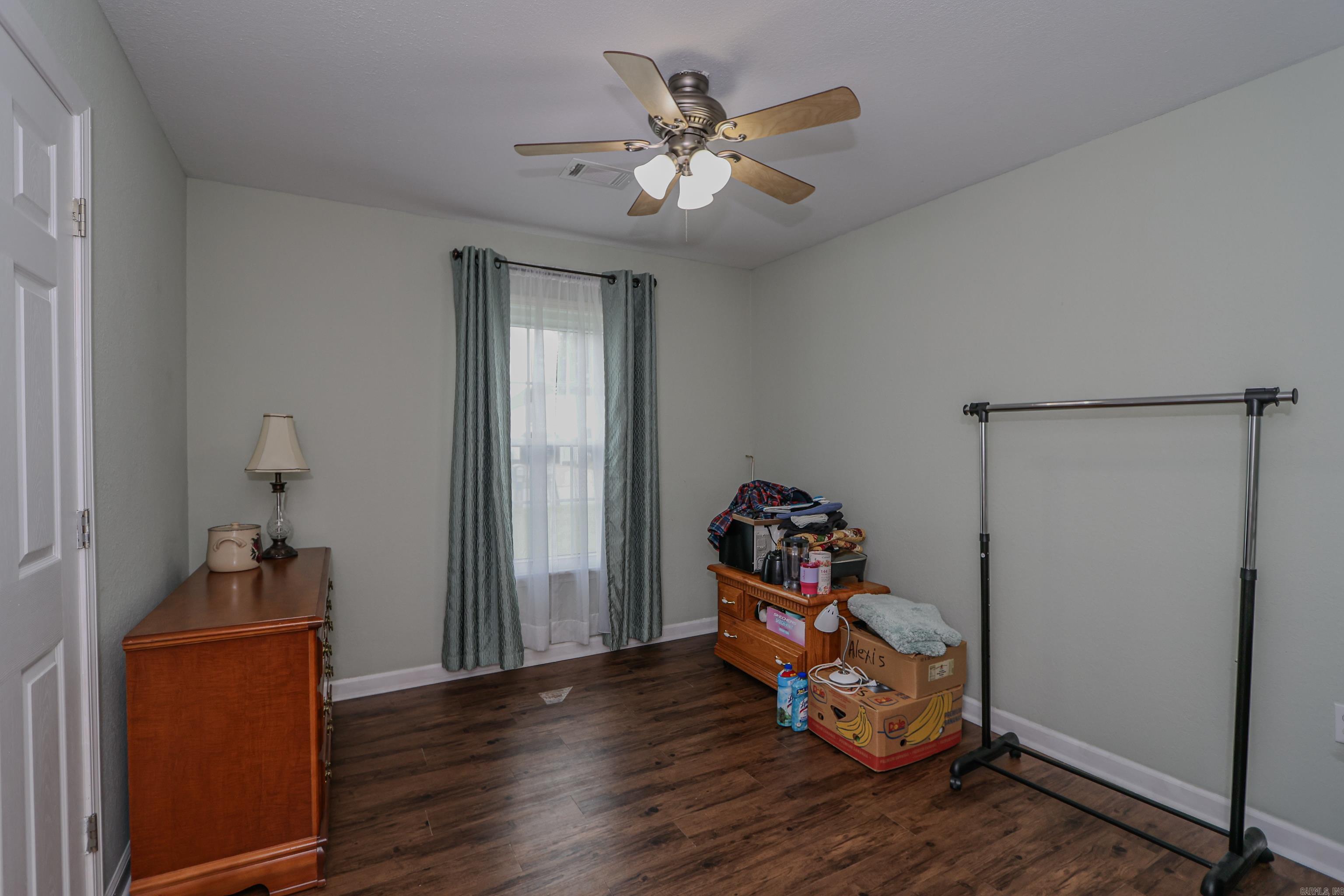 Walnut Corner - Residential