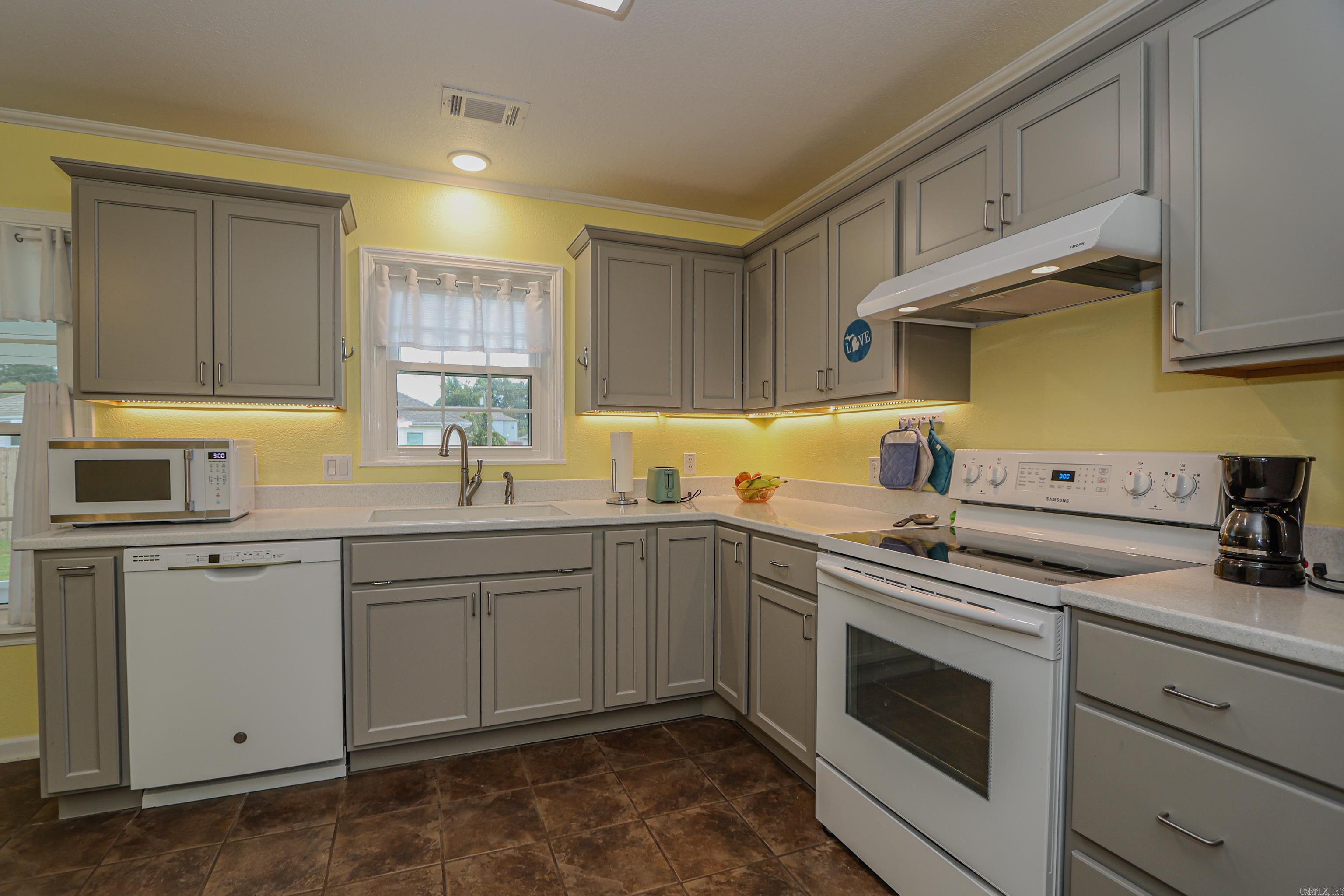 Walnut Corner - Residential