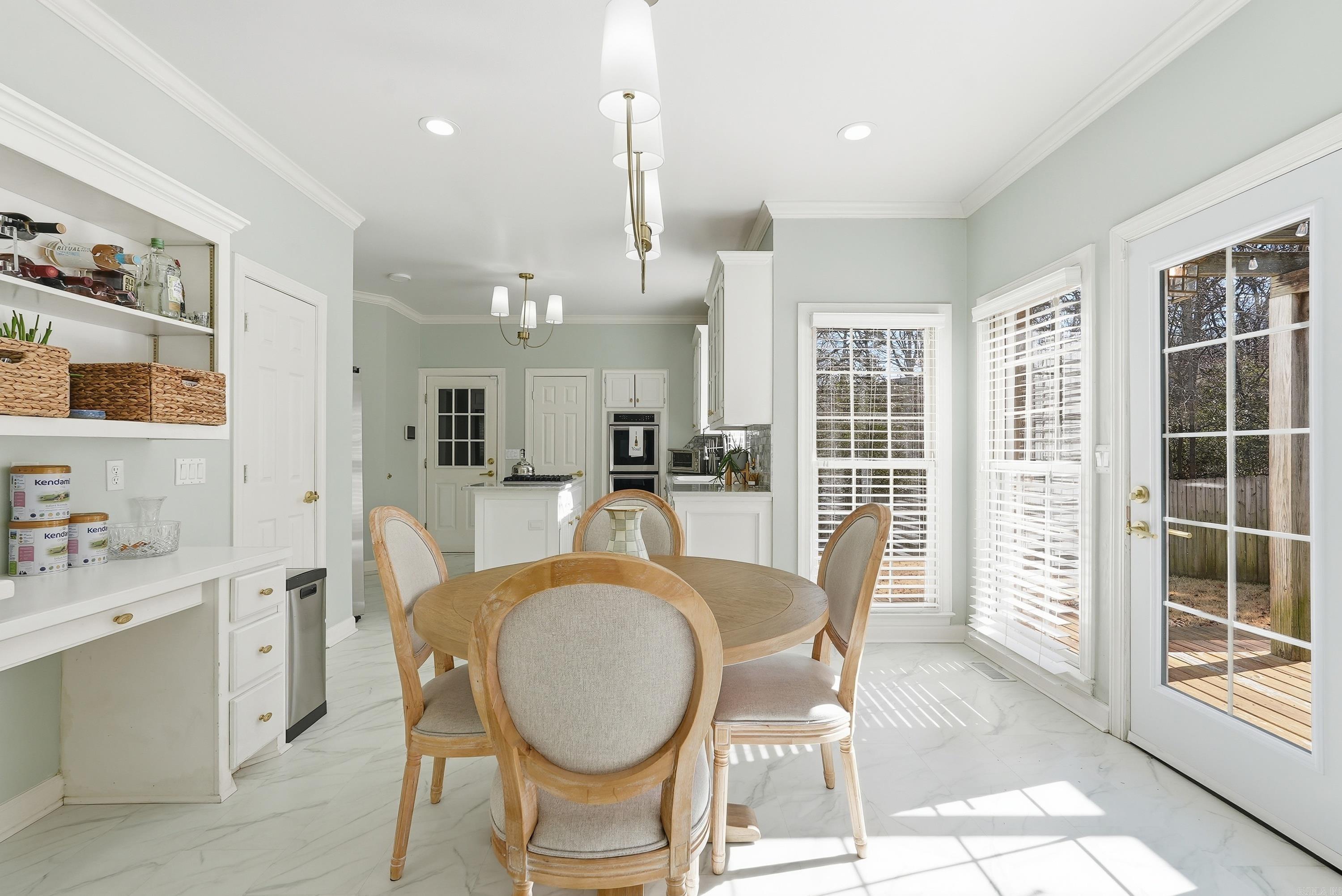 CARRIAGE CREEK - Residential