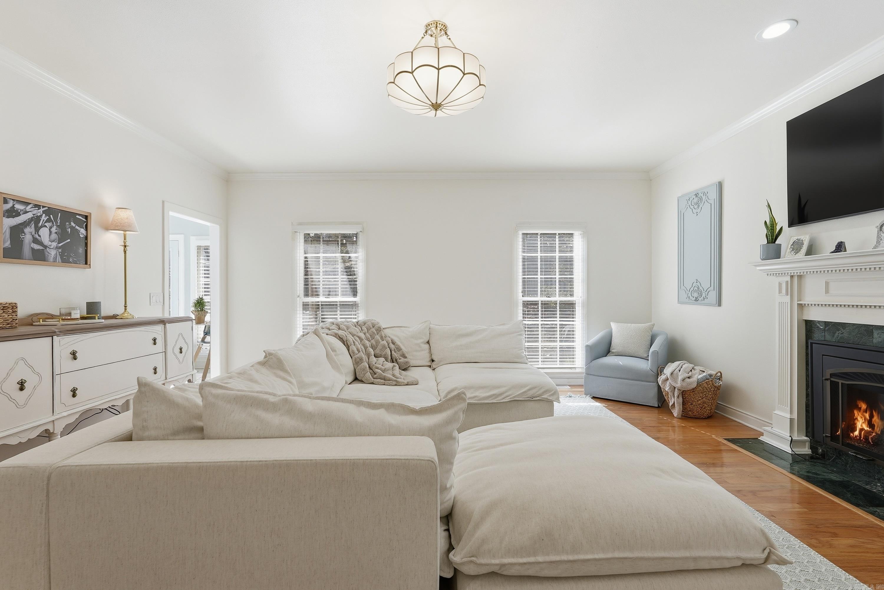 CARRIAGE CREEK - Residential