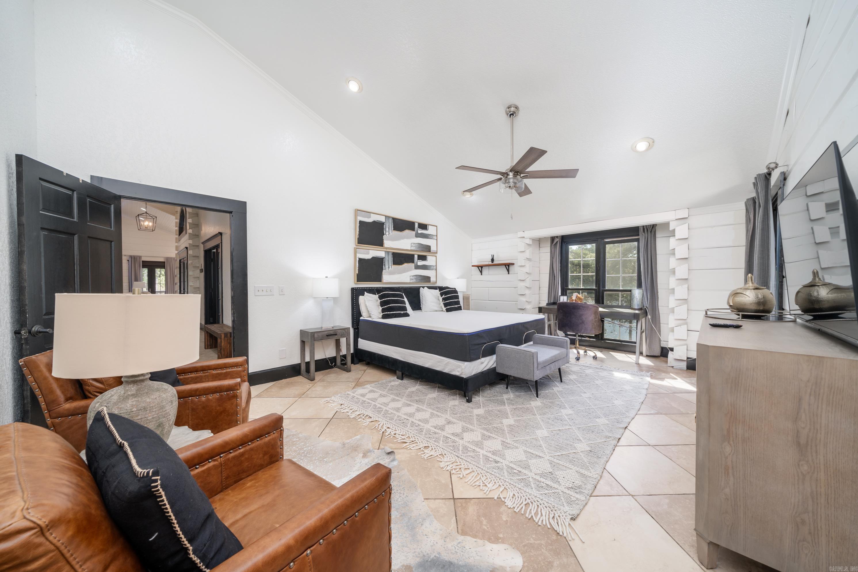 Thunderbird Beach Lake Estates - Residential