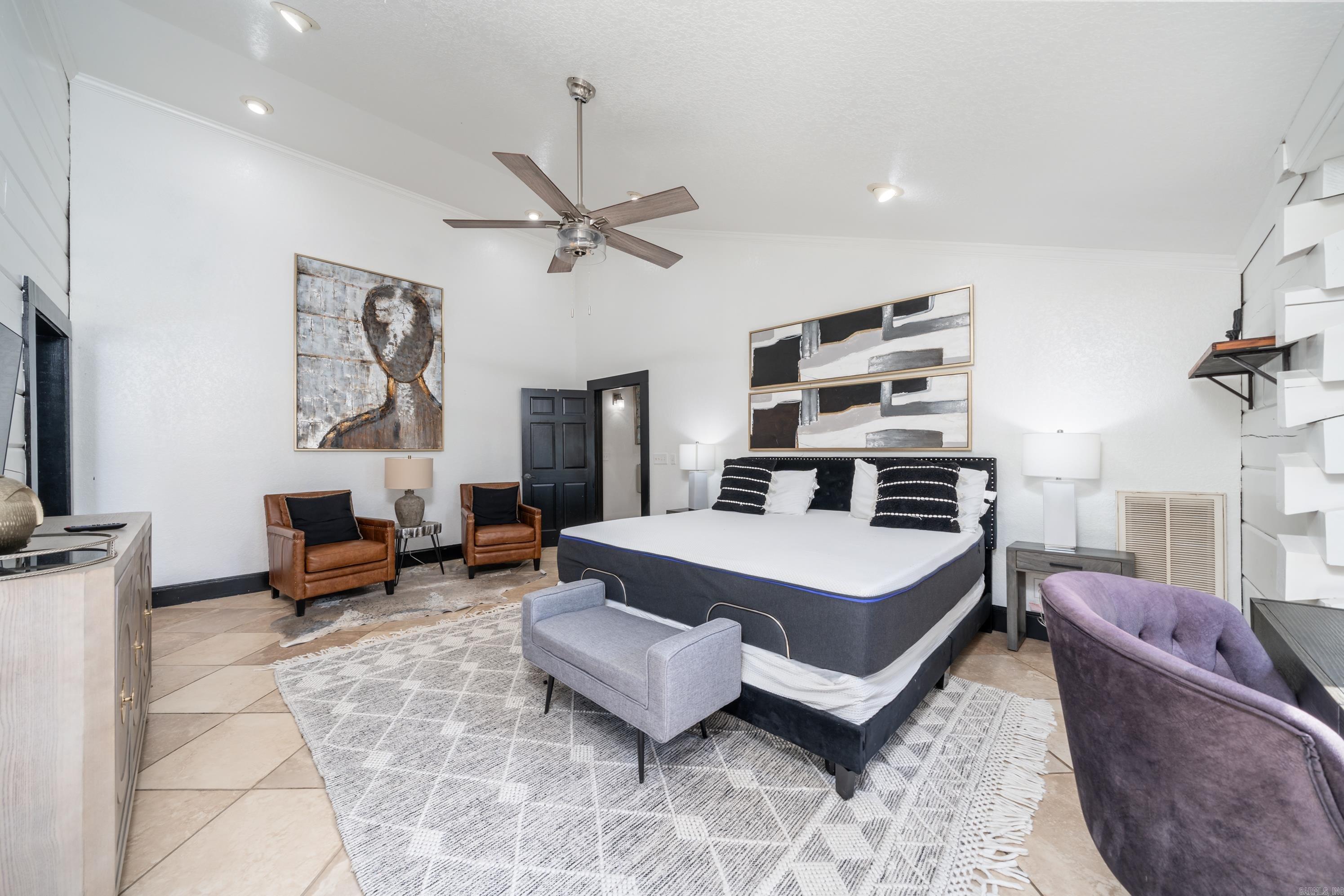 Thunderbird Beach Lake Estates - Residential