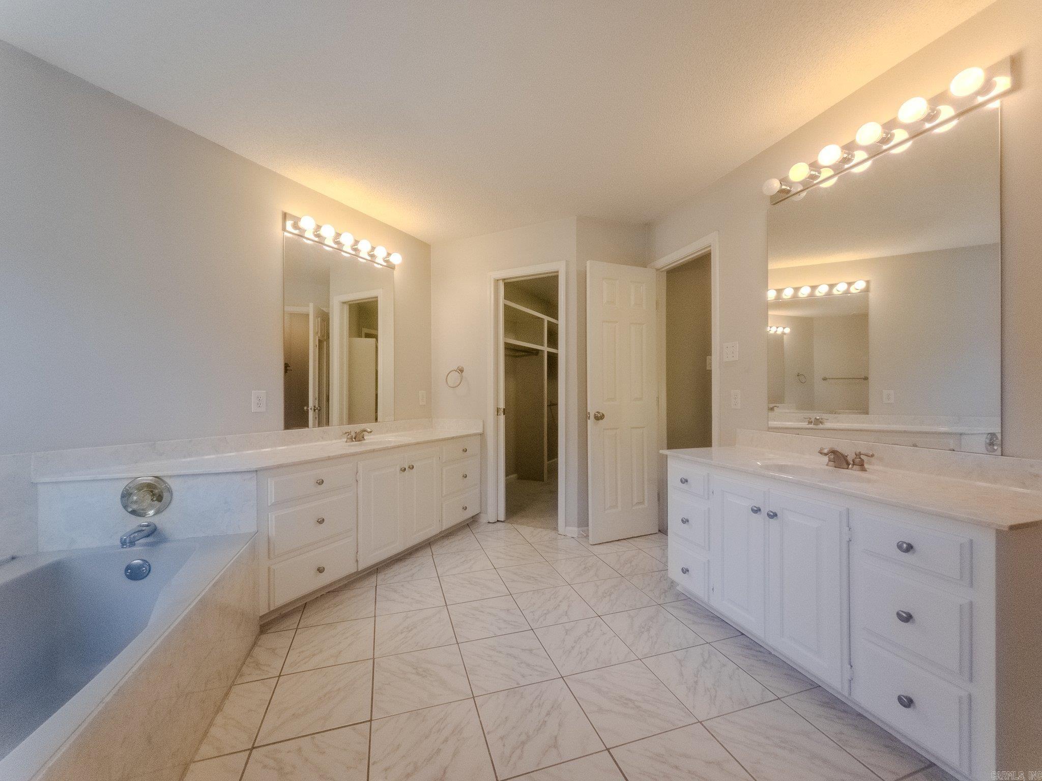 Summerwood III - Residential