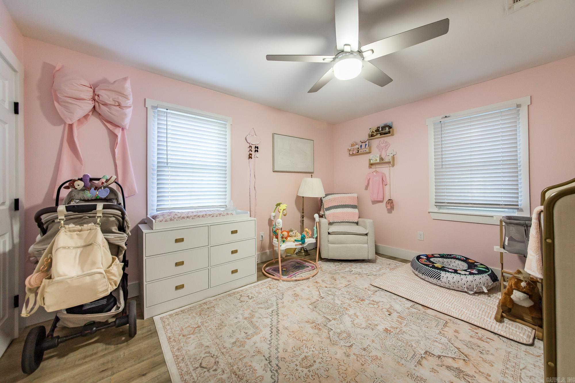 PINE PARK - Residential