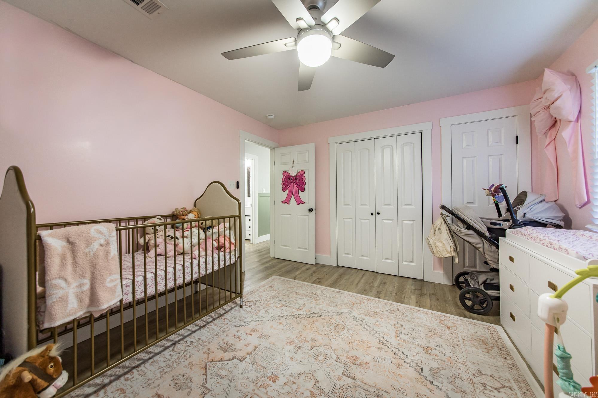 PINE PARK - Residential