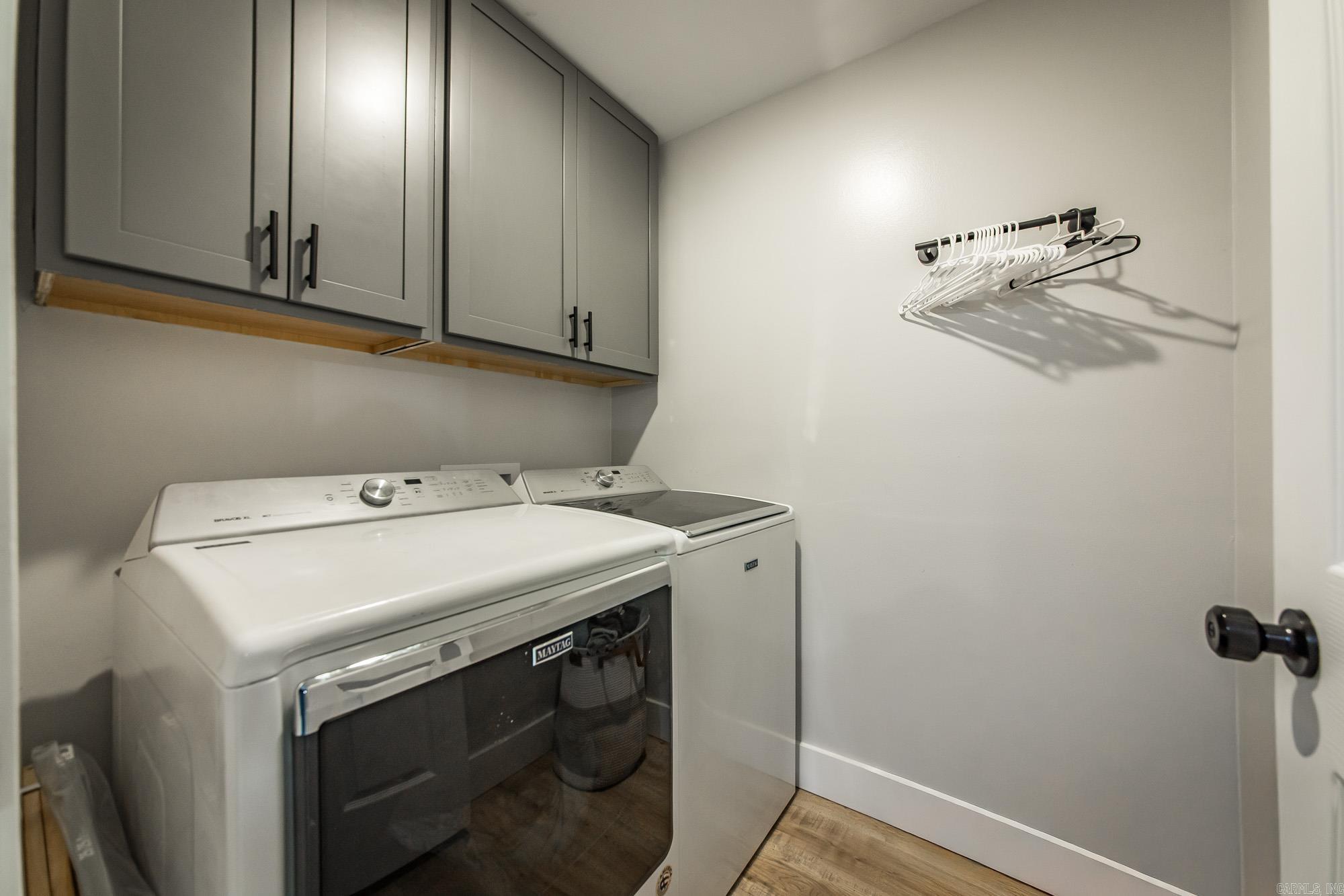 PINE PARK - Residential