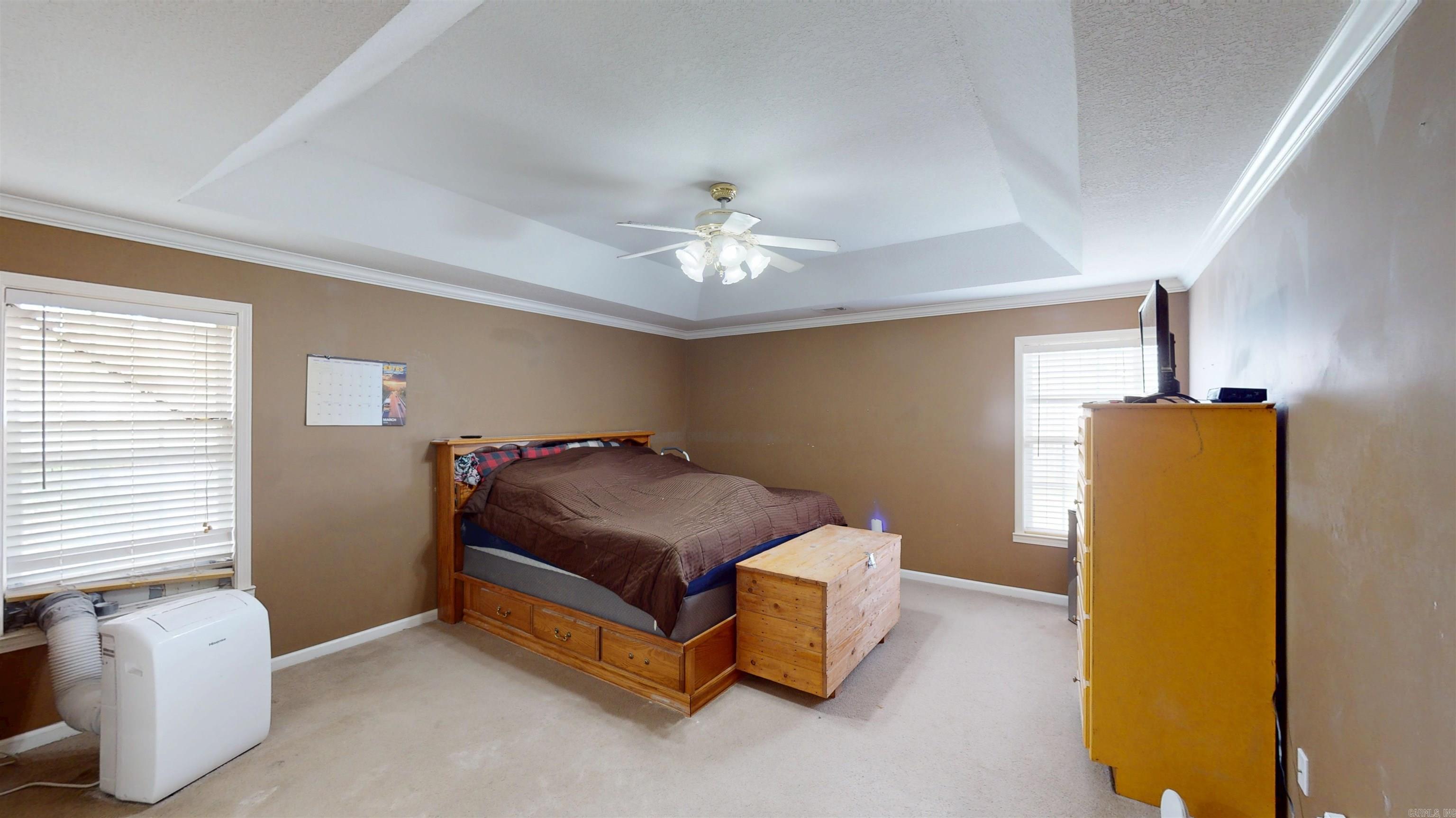 COLONY PARK - Residential