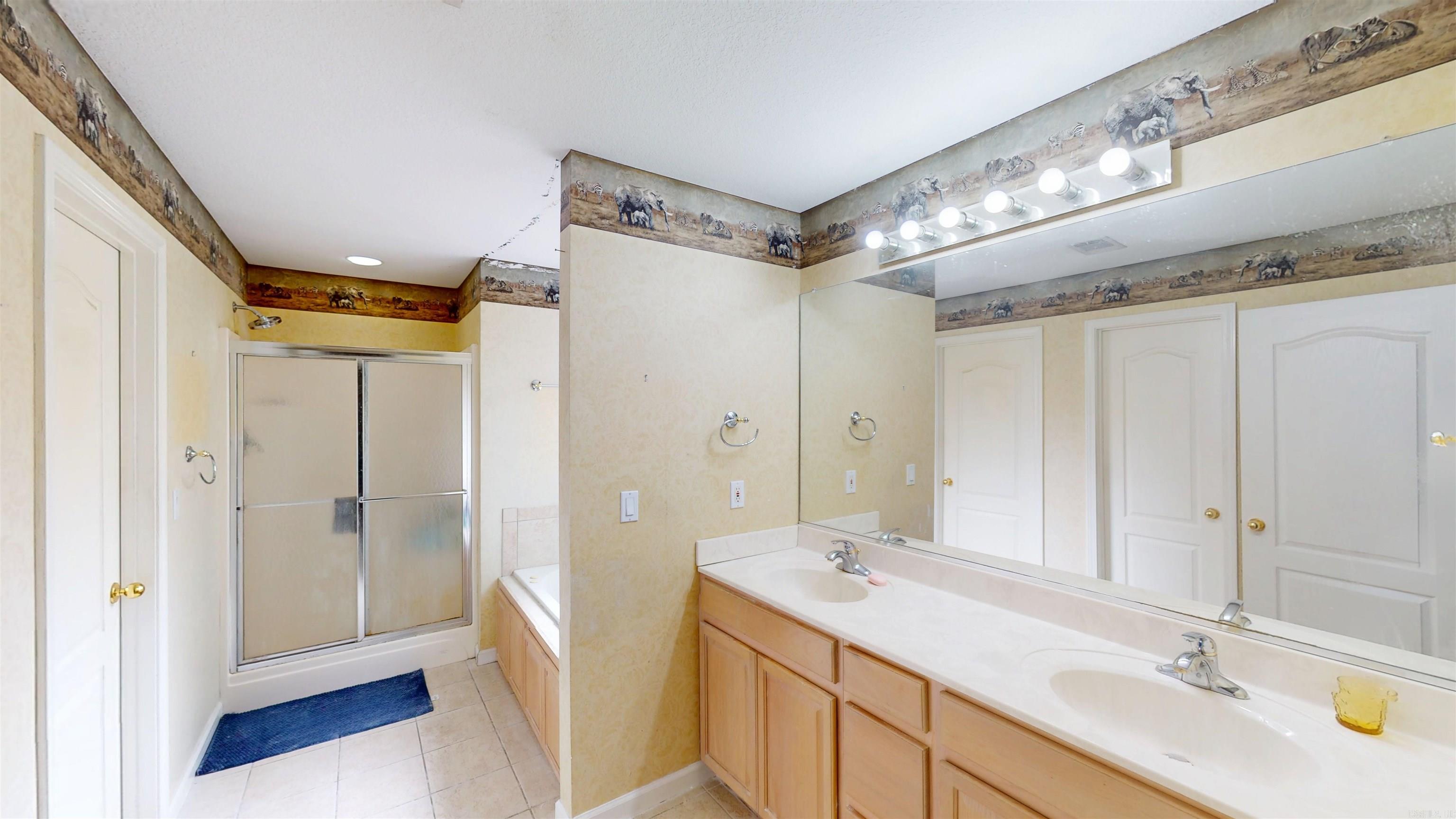 COLONY PARK - Residential