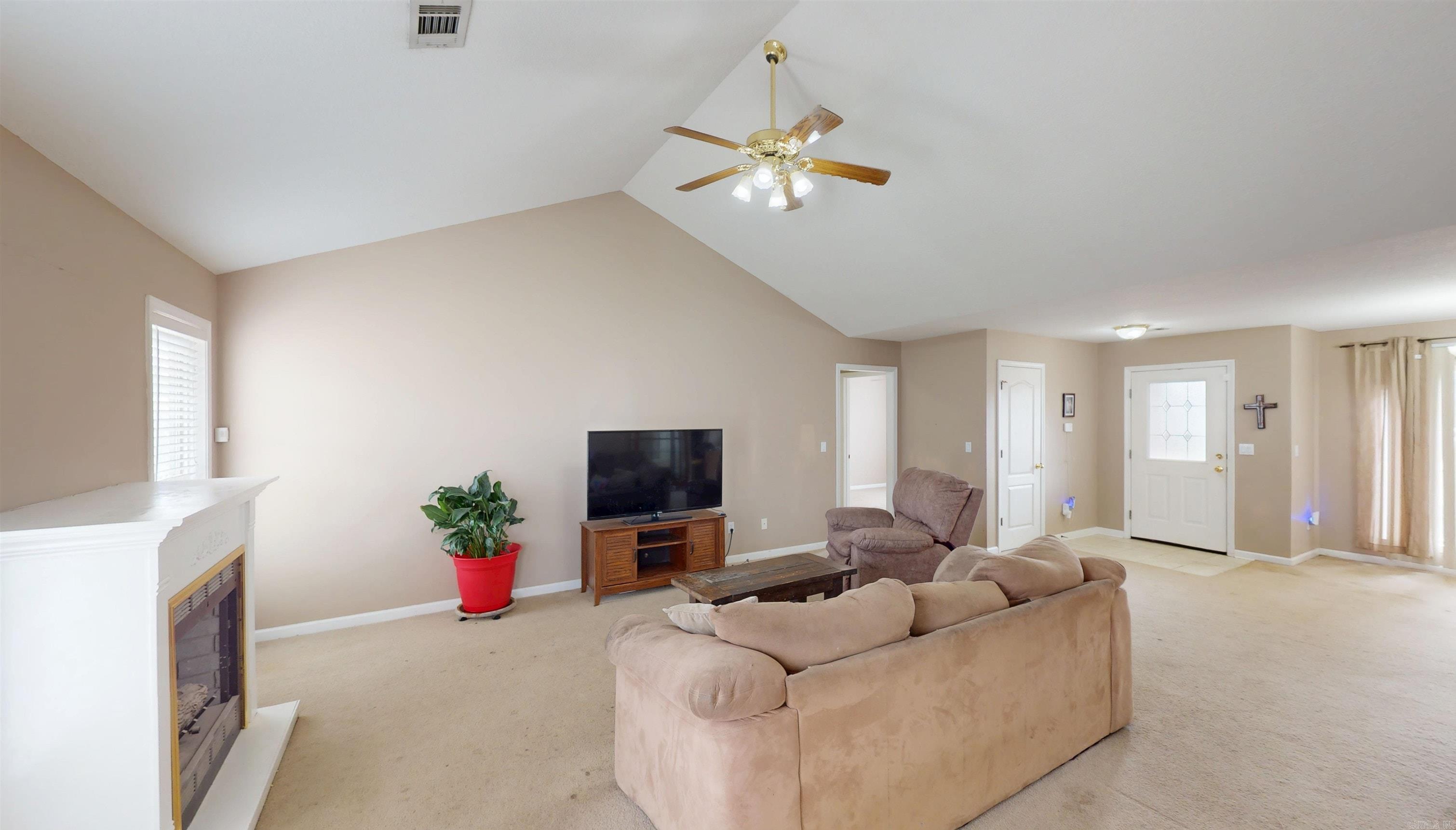 COLONY PARK - Residential