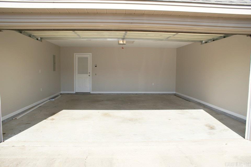 Valley Elms - Residential Lease