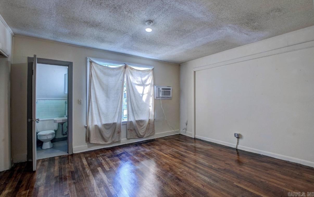 Moore & Penzel - Residential Income