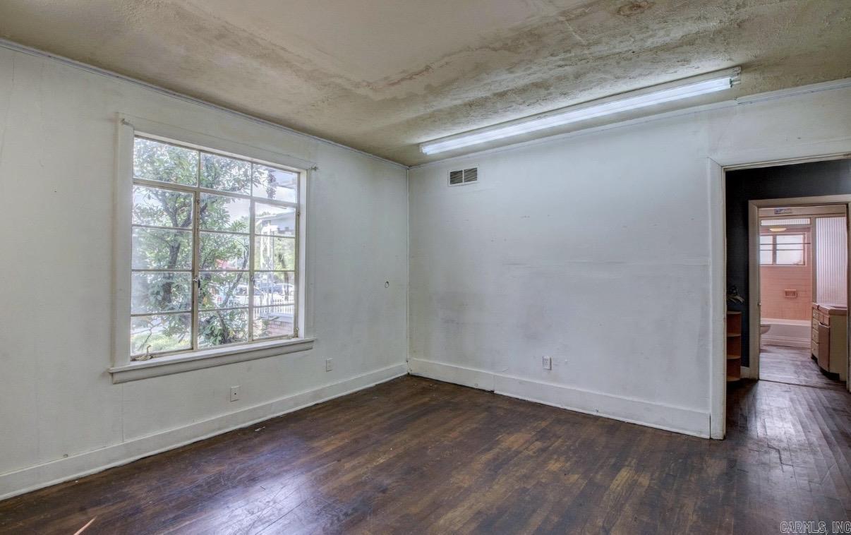 Moore & Penzel - Residential Income