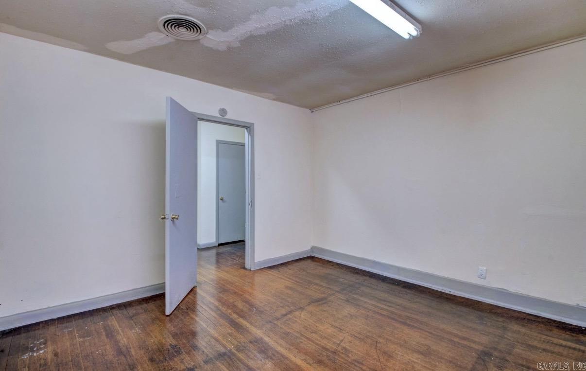 Moore & Penzel - Residential Income