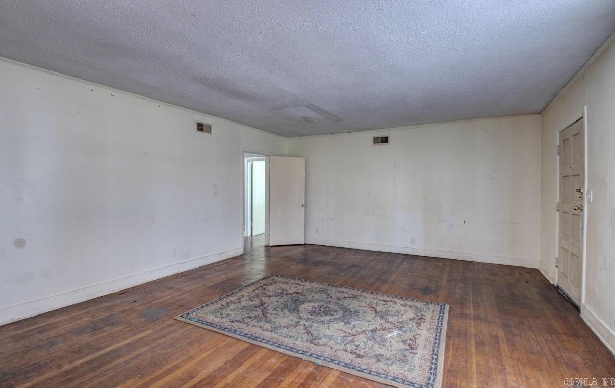 Moore & Penzel - Residential Income