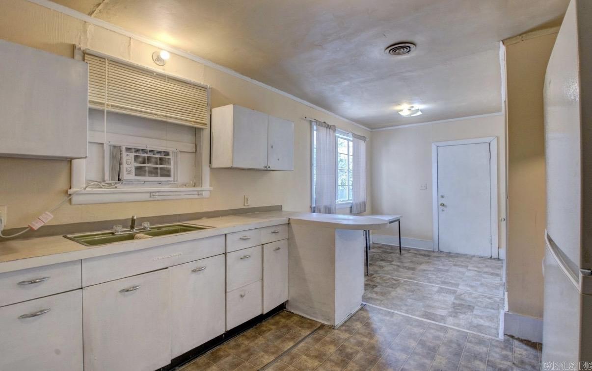 Moore & Penzel - Residential Income