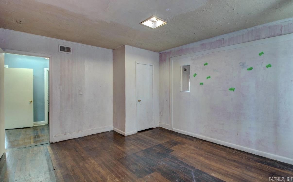Moore & Penzel - Residential Income
