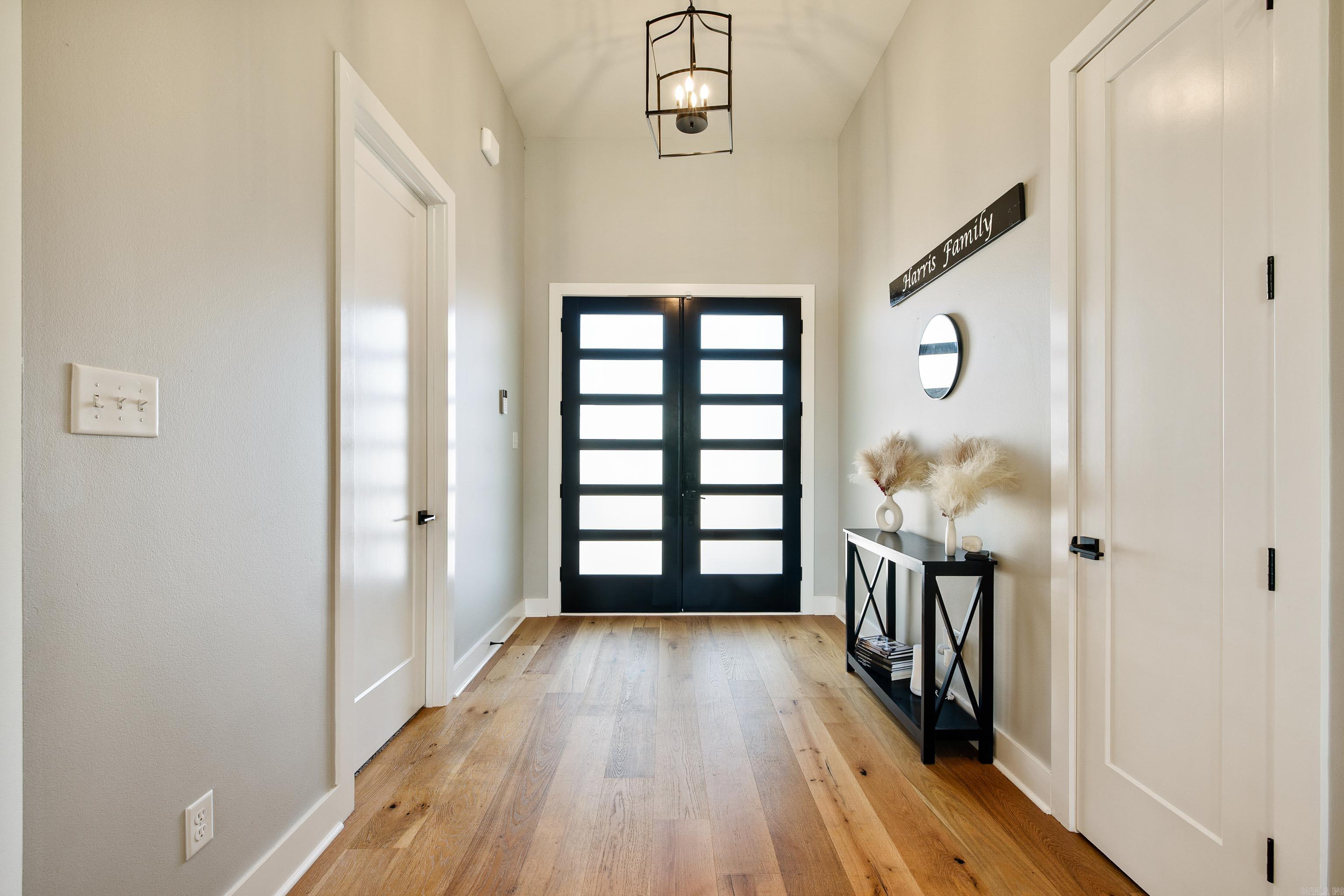 THE POINTE HURRICANE ESTATES - Residential