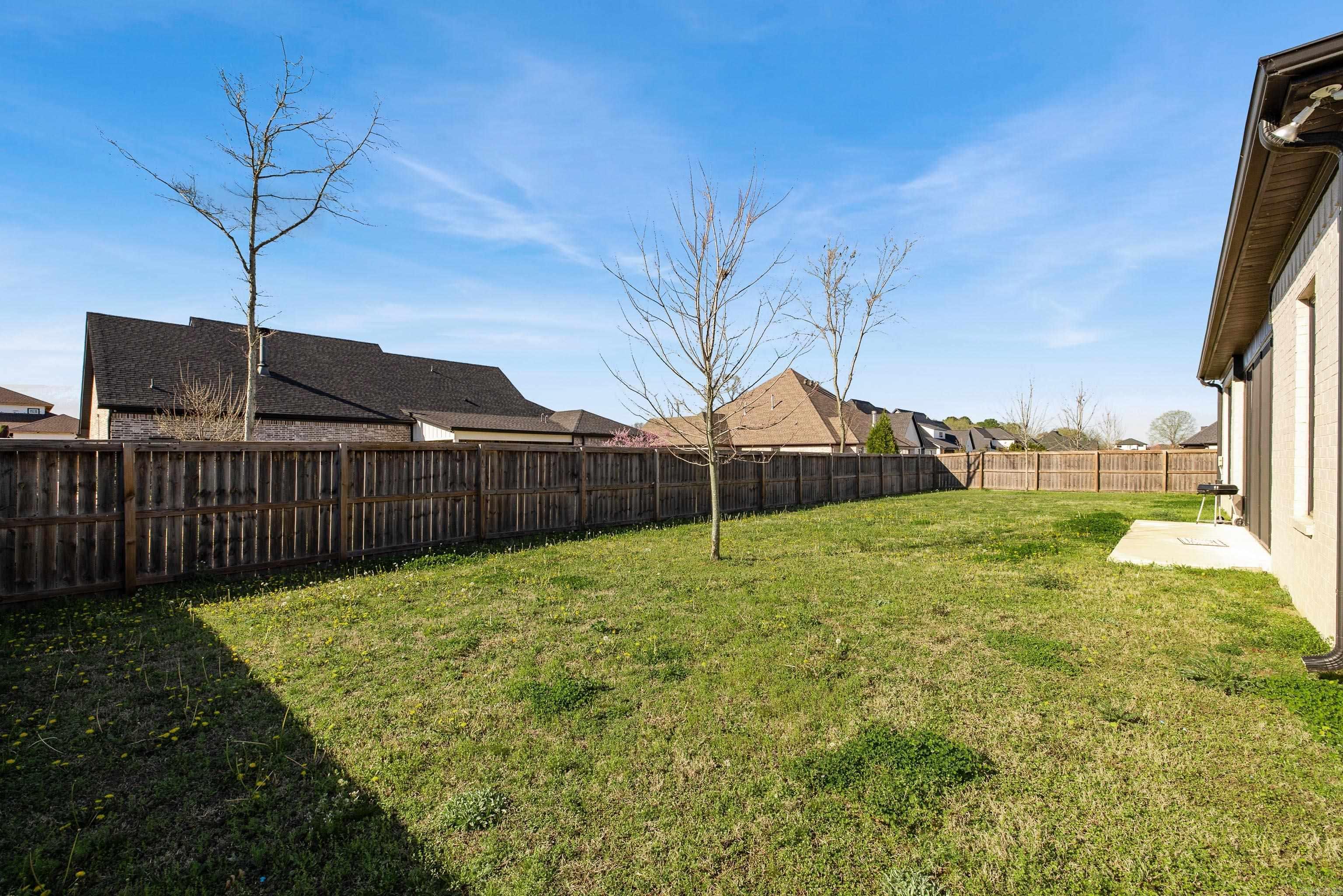 THE POINTE HURRICANE ESTATES - Residential