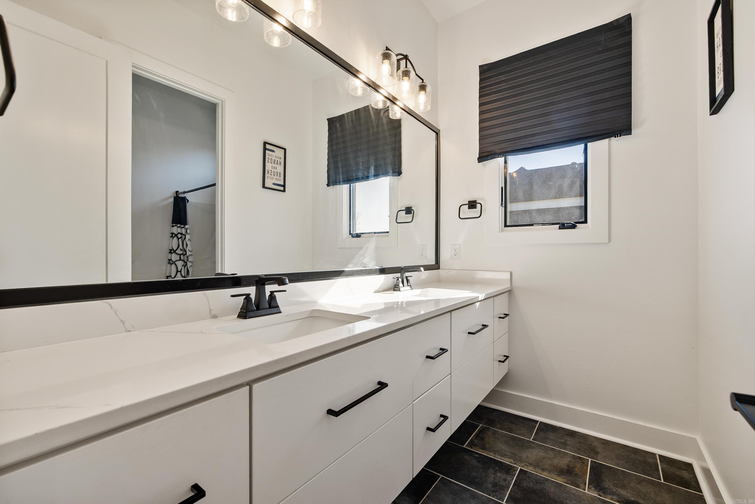 THE POINTE HURRICANE ESTATES - Residential