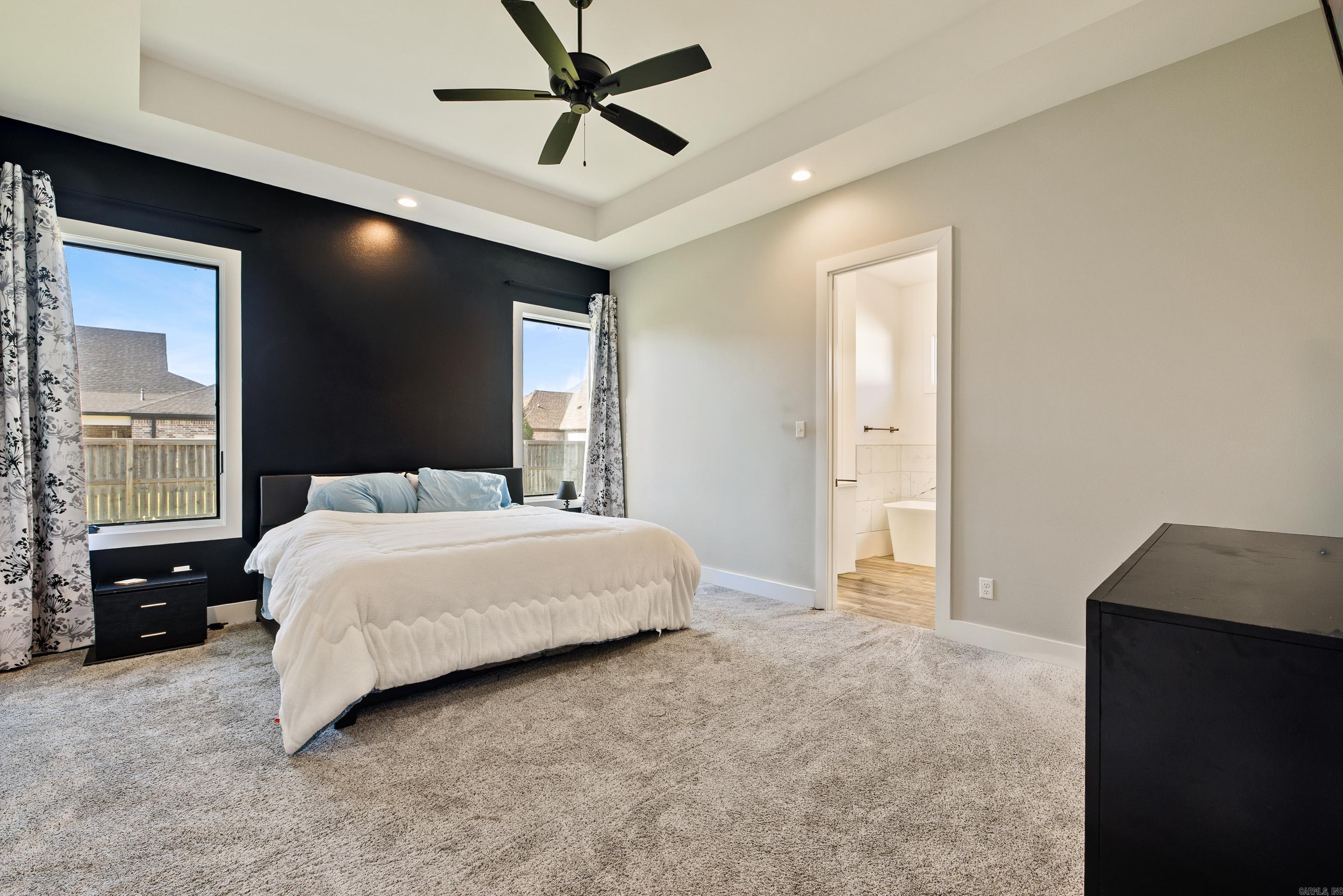 THE POINTE HURRICANE ESTATES - Residential