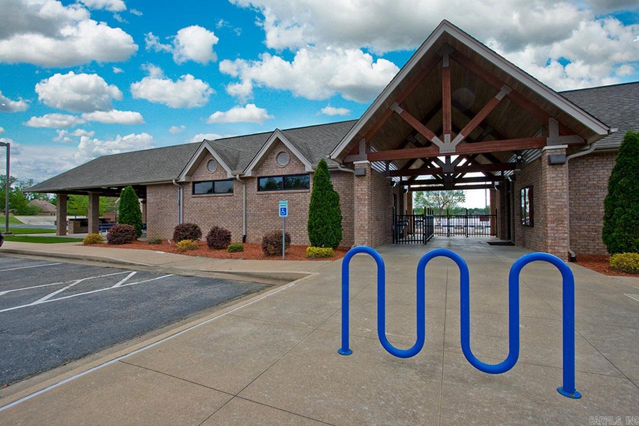 THE POINTE HURRICANE ESTATES - Residential