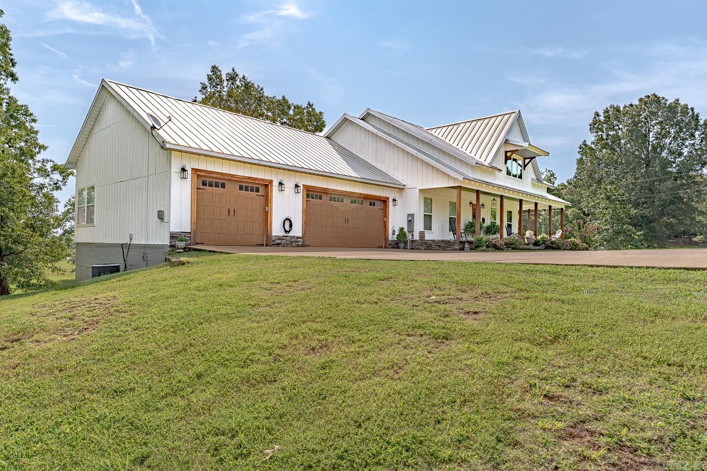 Metes & Bounds - Residential