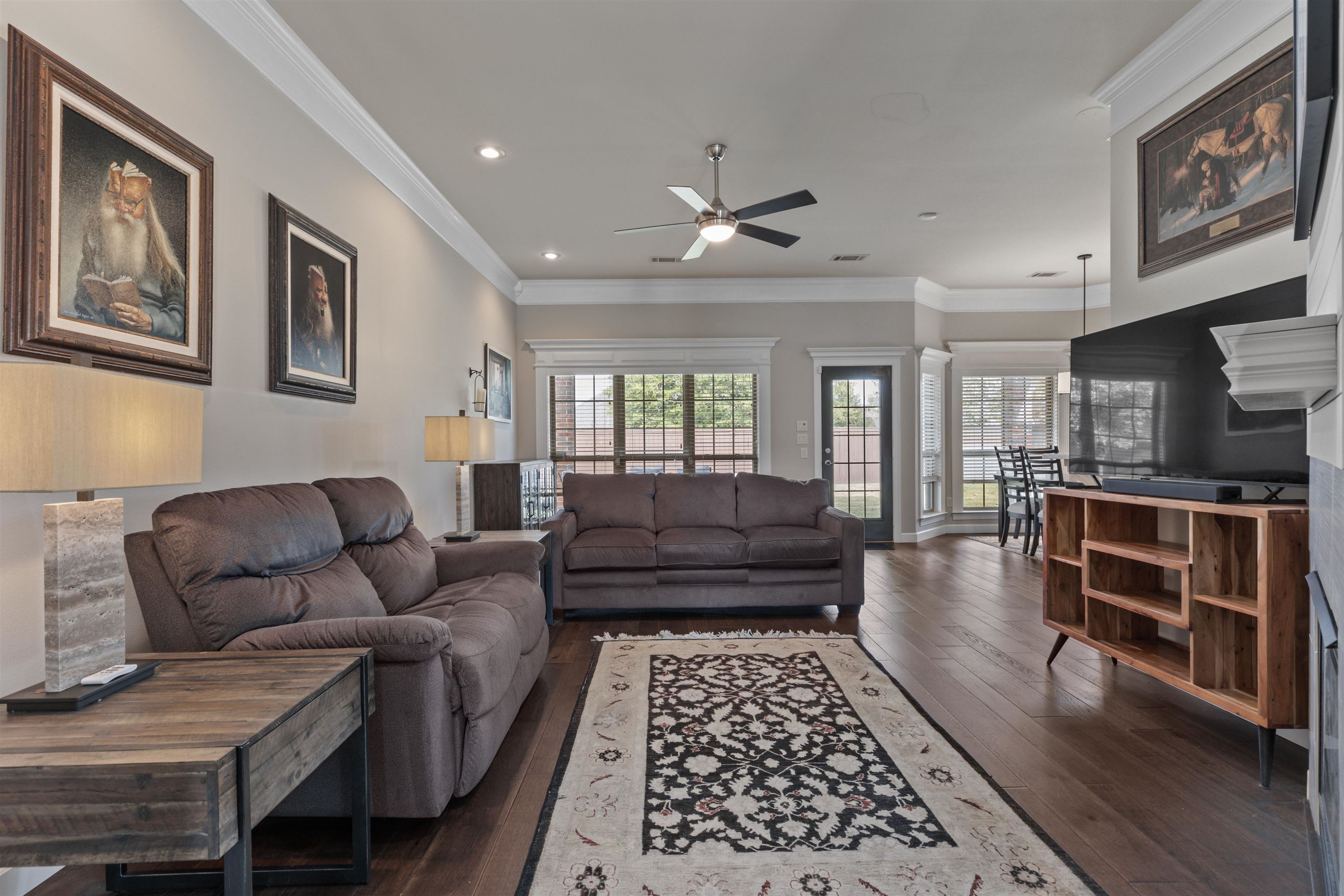 COUNTRY CLUB OF ARK THE - Residential