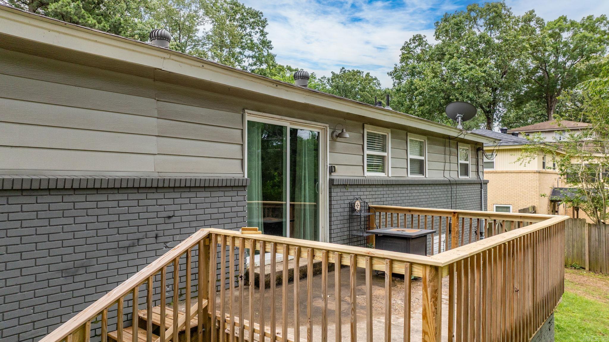 INDIAN HILLS - Residential