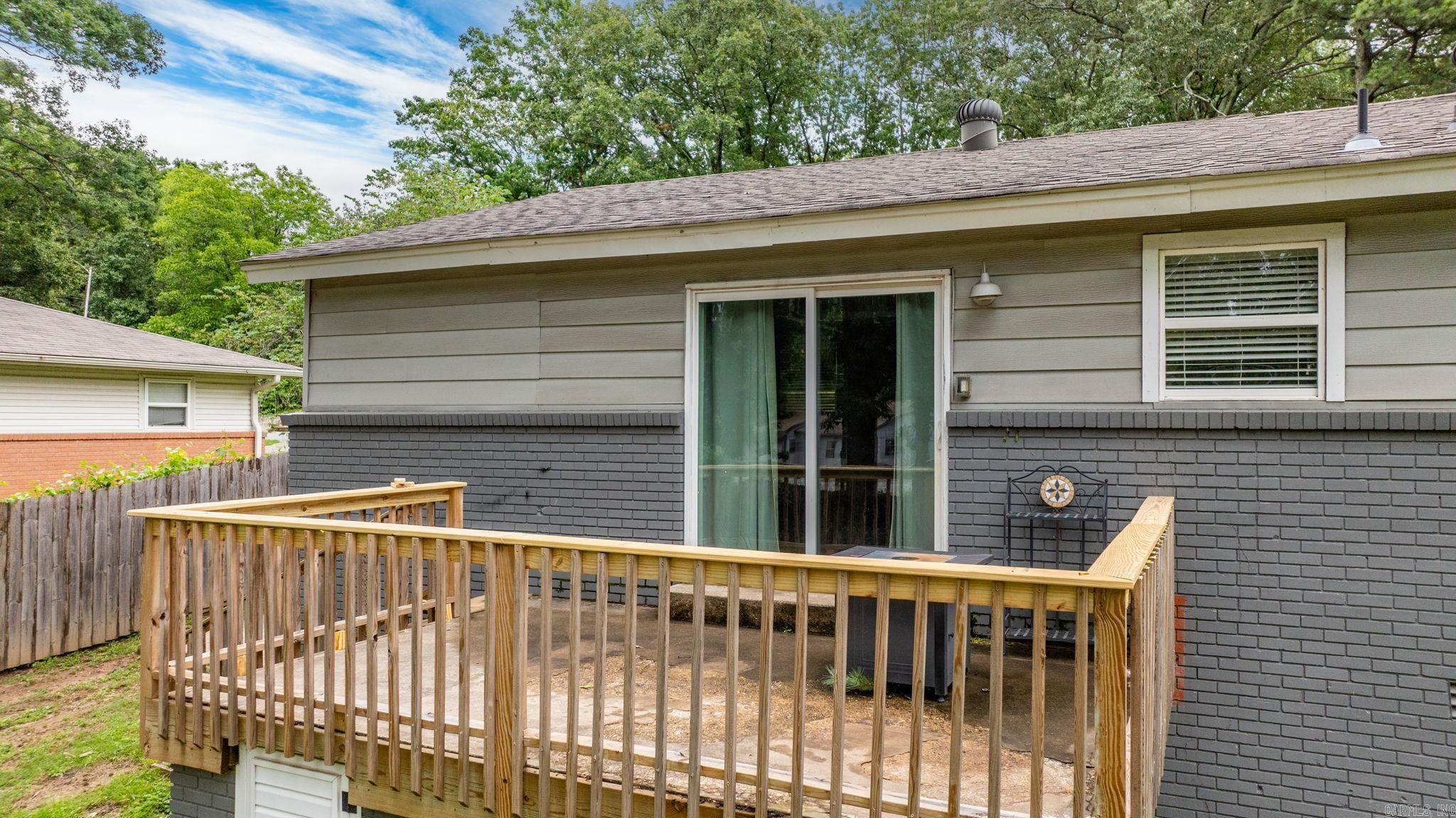 INDIAN HILLS - Residential