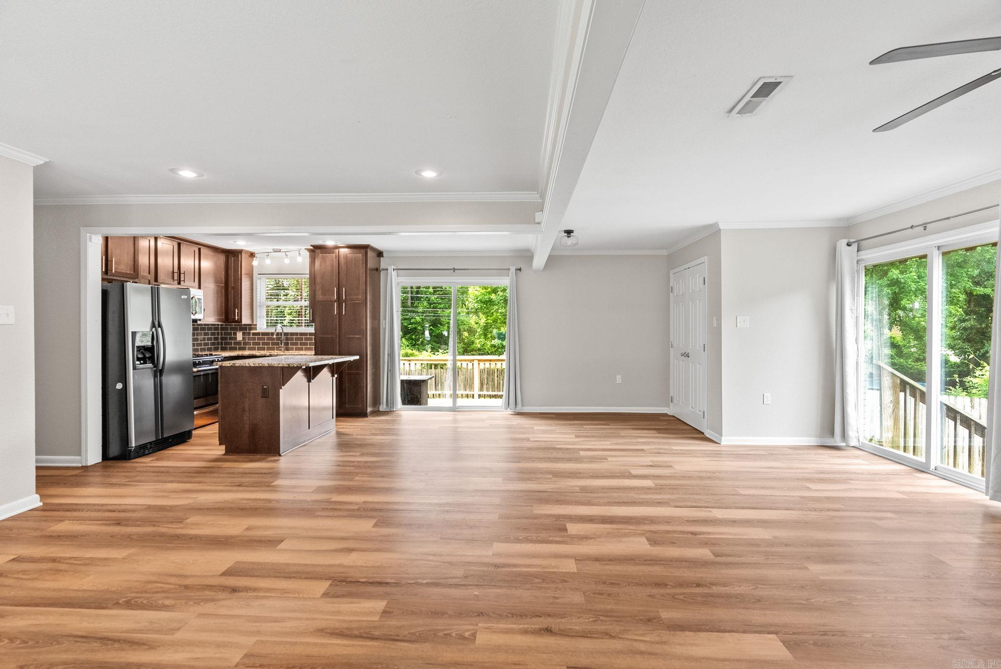 INDIAN HILLS - Residential