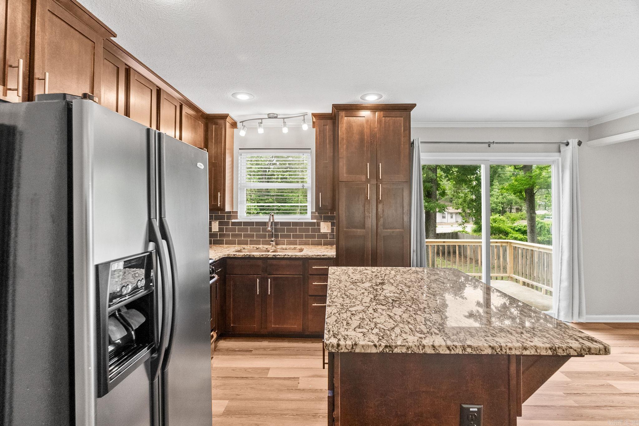 INDIAN HILLS - Residential