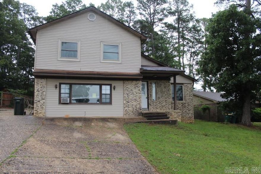 No Disclosure.  To be sold AS IS.   Large 2 story with den and firplace.  Large covered deck over covered patio. All offers must include the ARA contract, earnest money addenda, LBP addenda , POF for cash or preapproval letter in clear scannable form(no iphone photos) and are to be submitted by the buyers agent using the online offer management system.  Earnest money to be 1% of purchase price or min of $1,000.00.  A technology fee will apply to the buyer agent upon consummation of a sale. Offer link to property:  http://reo.exceleras.com?c=DYXH     Please complete offer worksheet (docs online)  and email to listing agent at allen@trammellandco.com