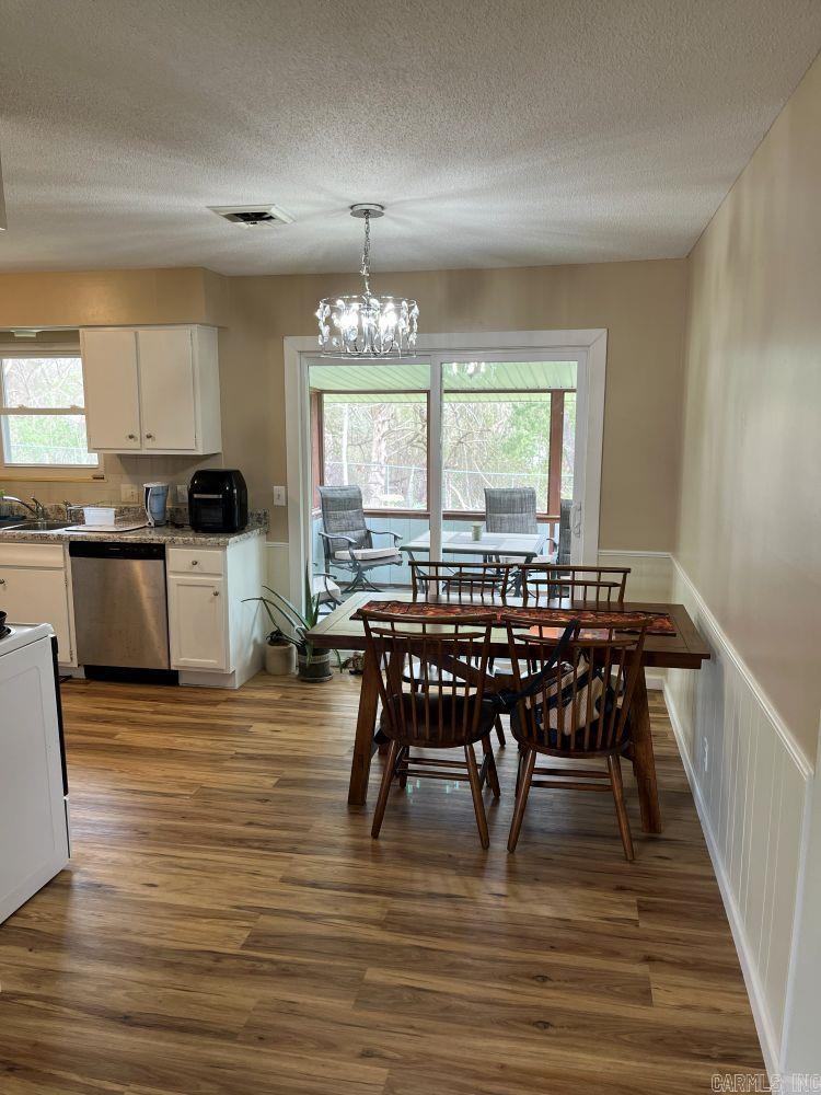 CHISCA HEIGHTS ADD - Residential