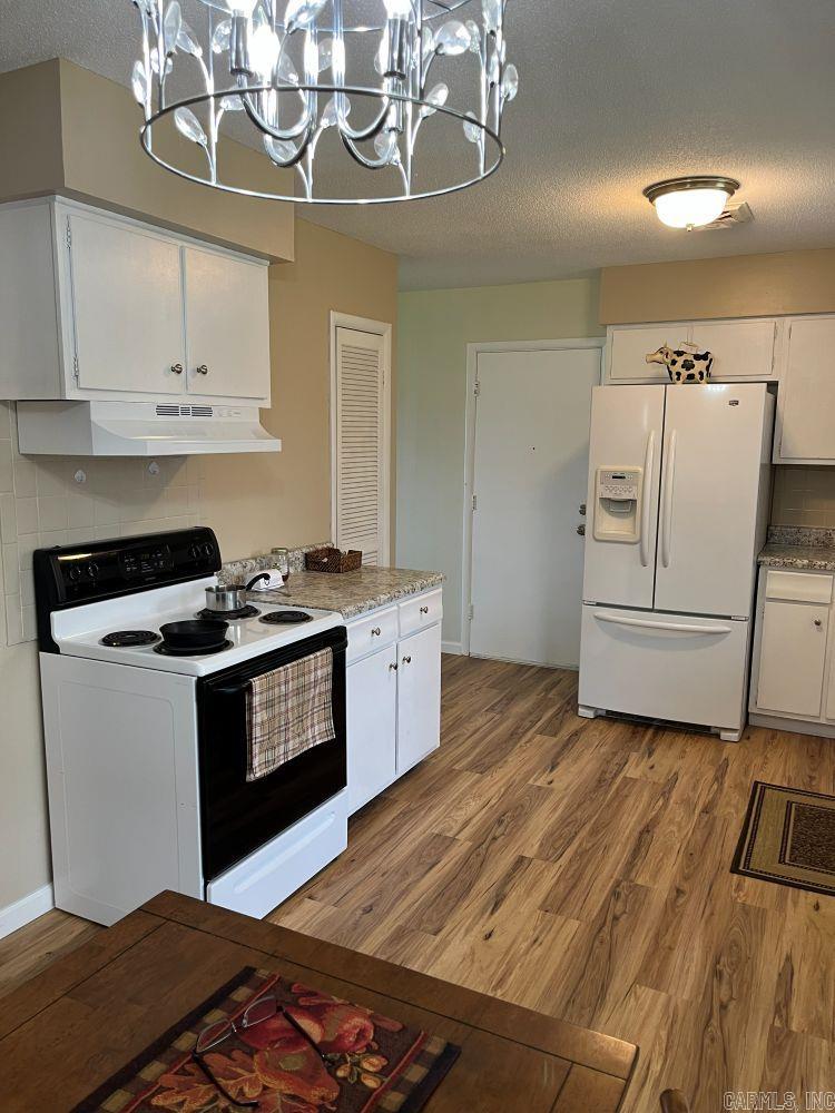 CHISCA HEIGHTS ADD - Residential