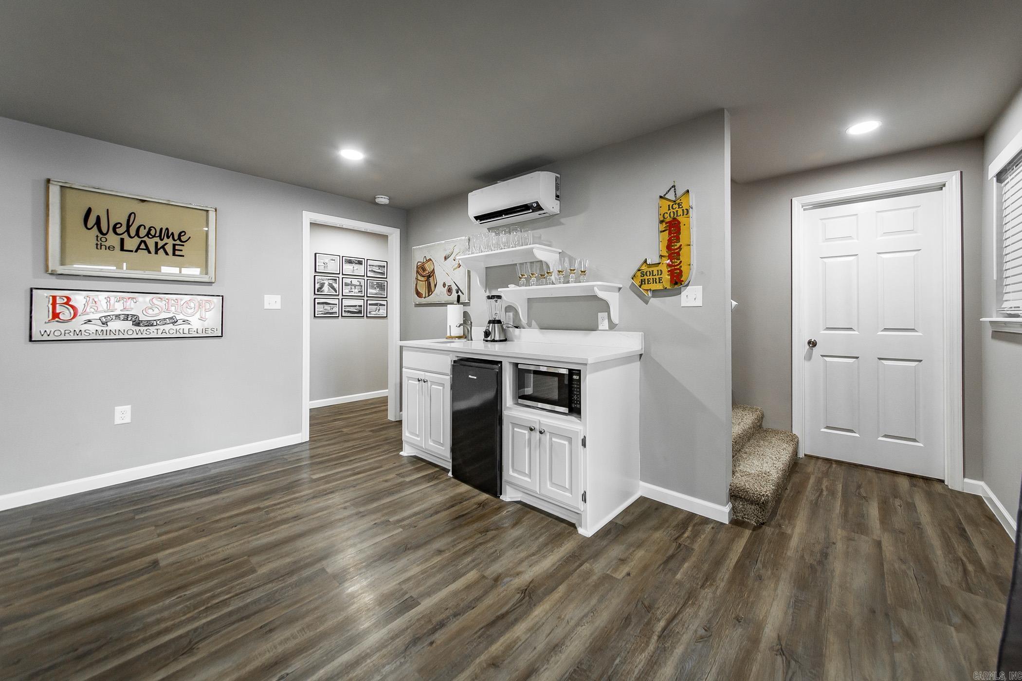 WESTWARD HO HEIGHTS - IN - Residential