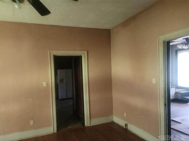 MEADOWWOOD - Residential