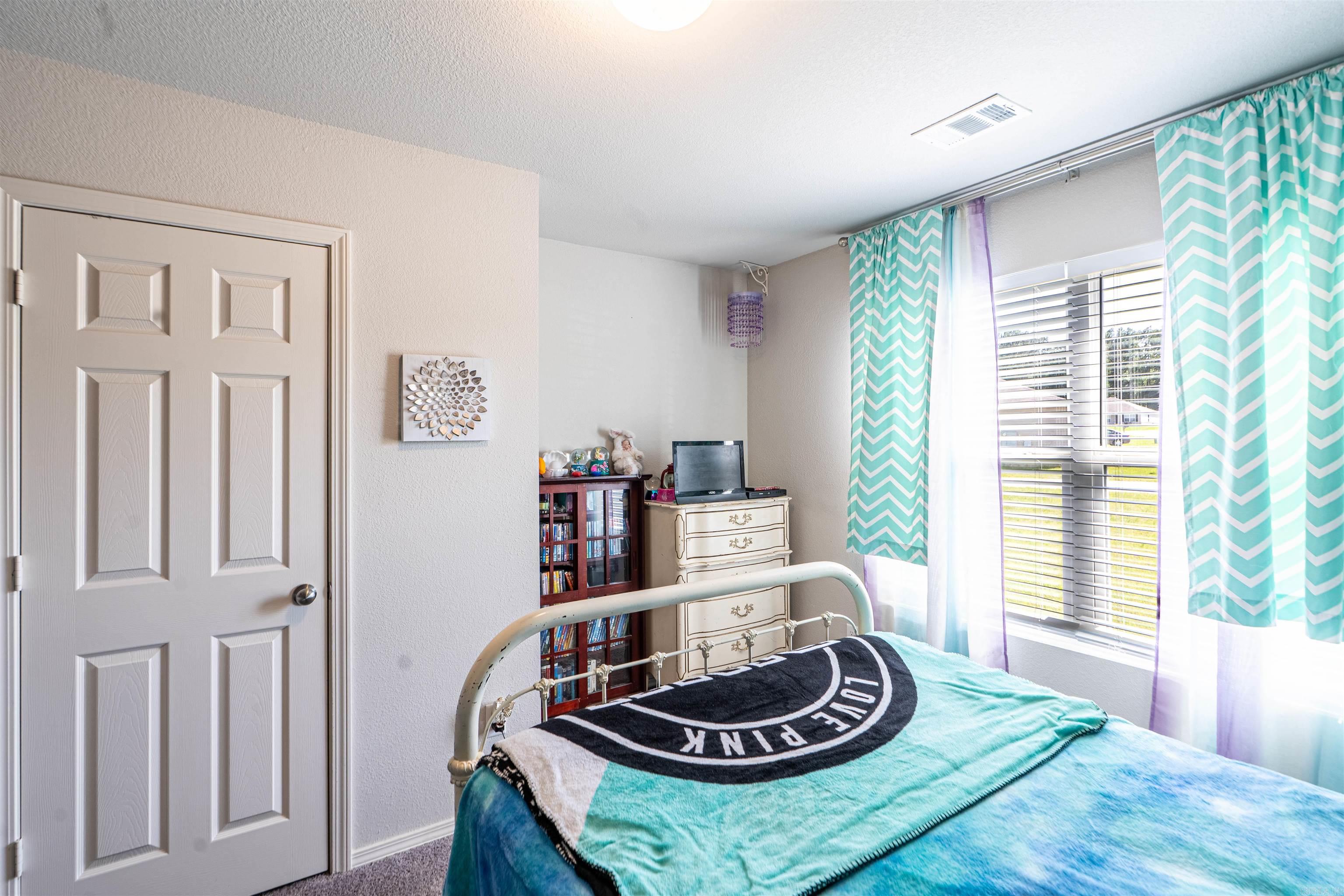 JUDE'S CROSSING - Residential