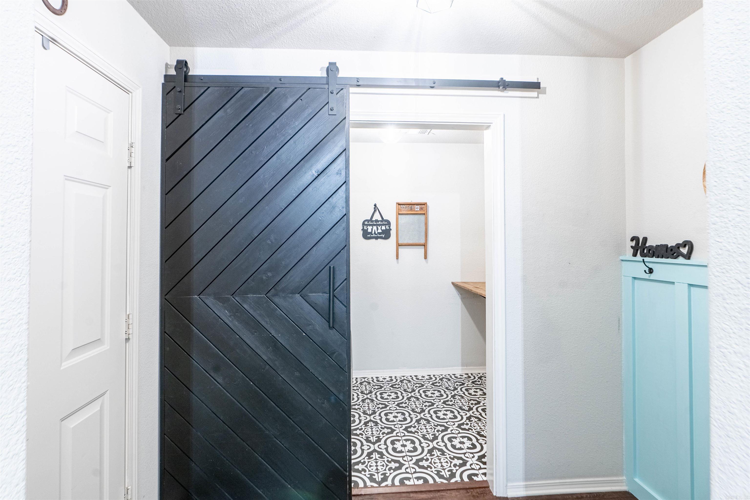 JUDE'S CROSSING - Residential