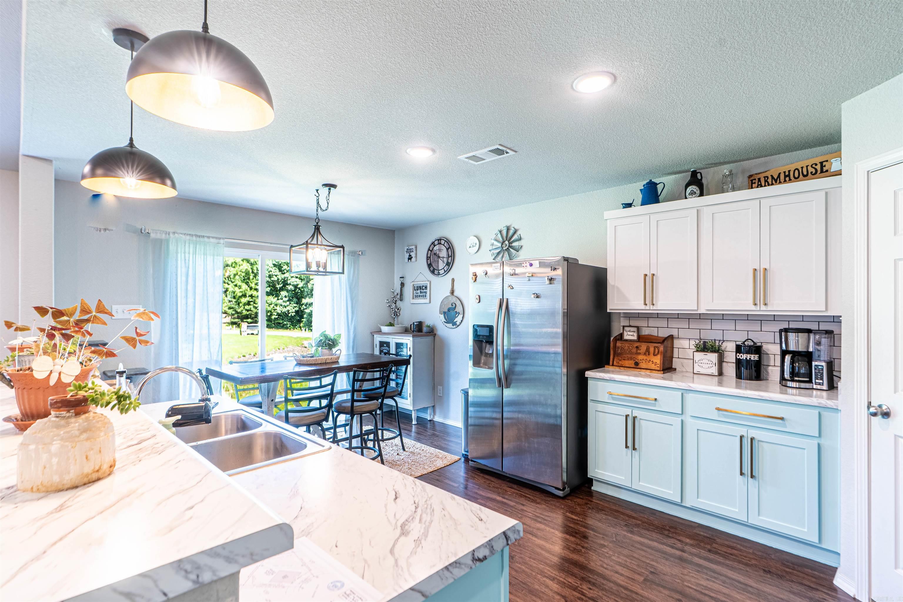 JUDE'S CROSSING - Residential