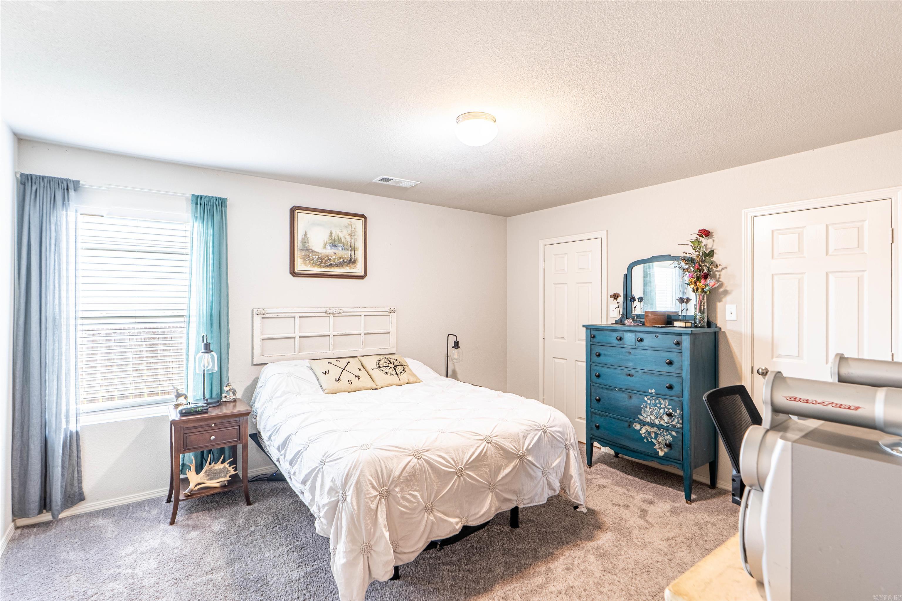 JUDE'S CROSSING - Residential