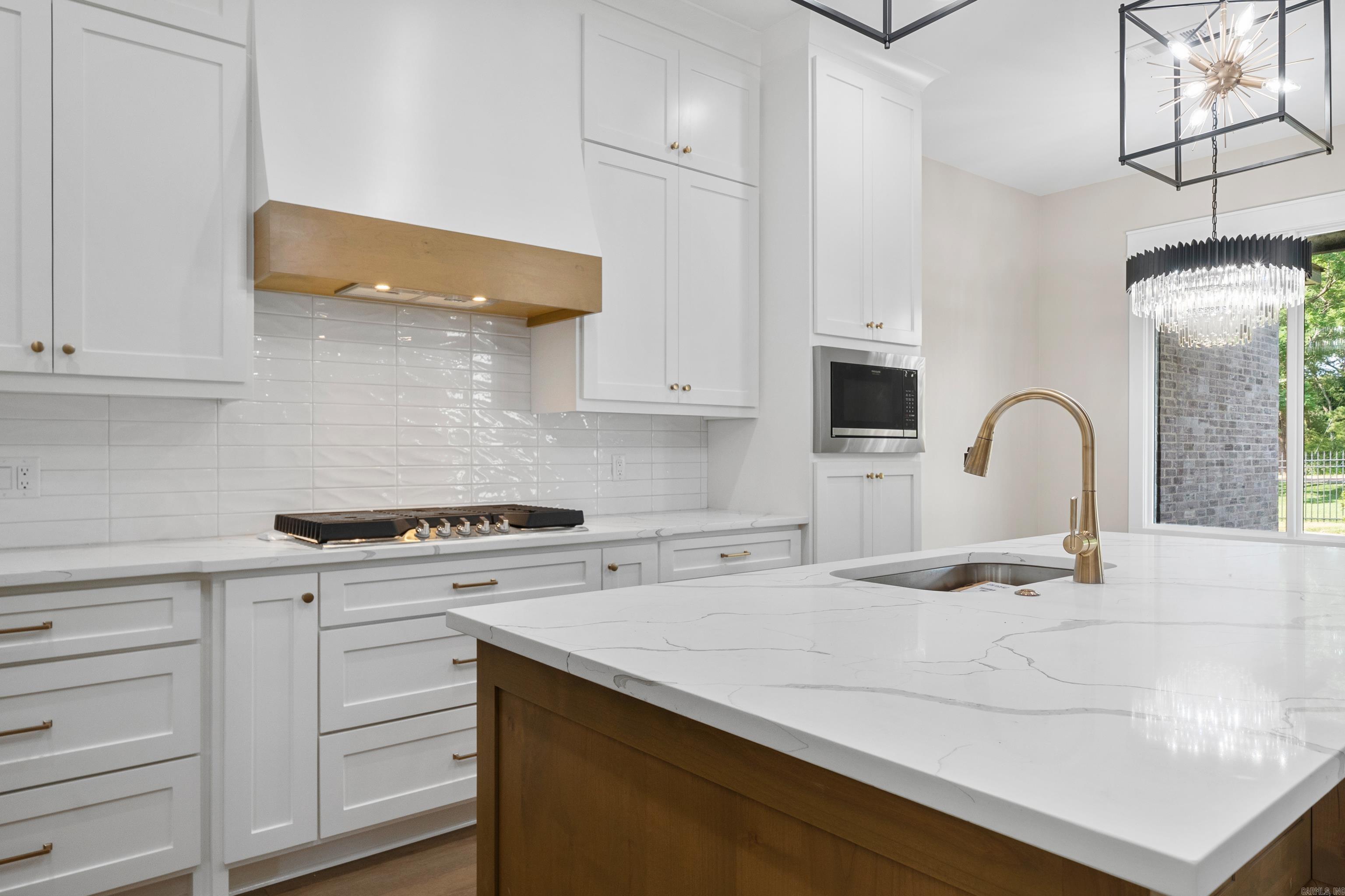 ARLINGTON PARK - Residential