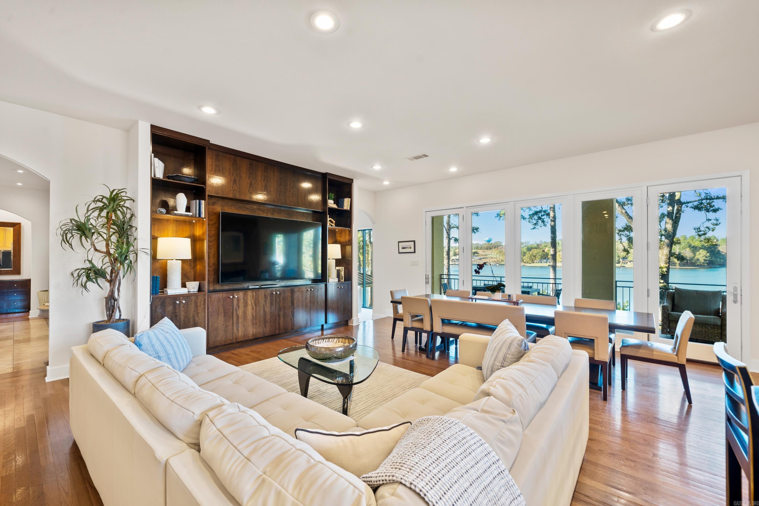 Noen - Residential