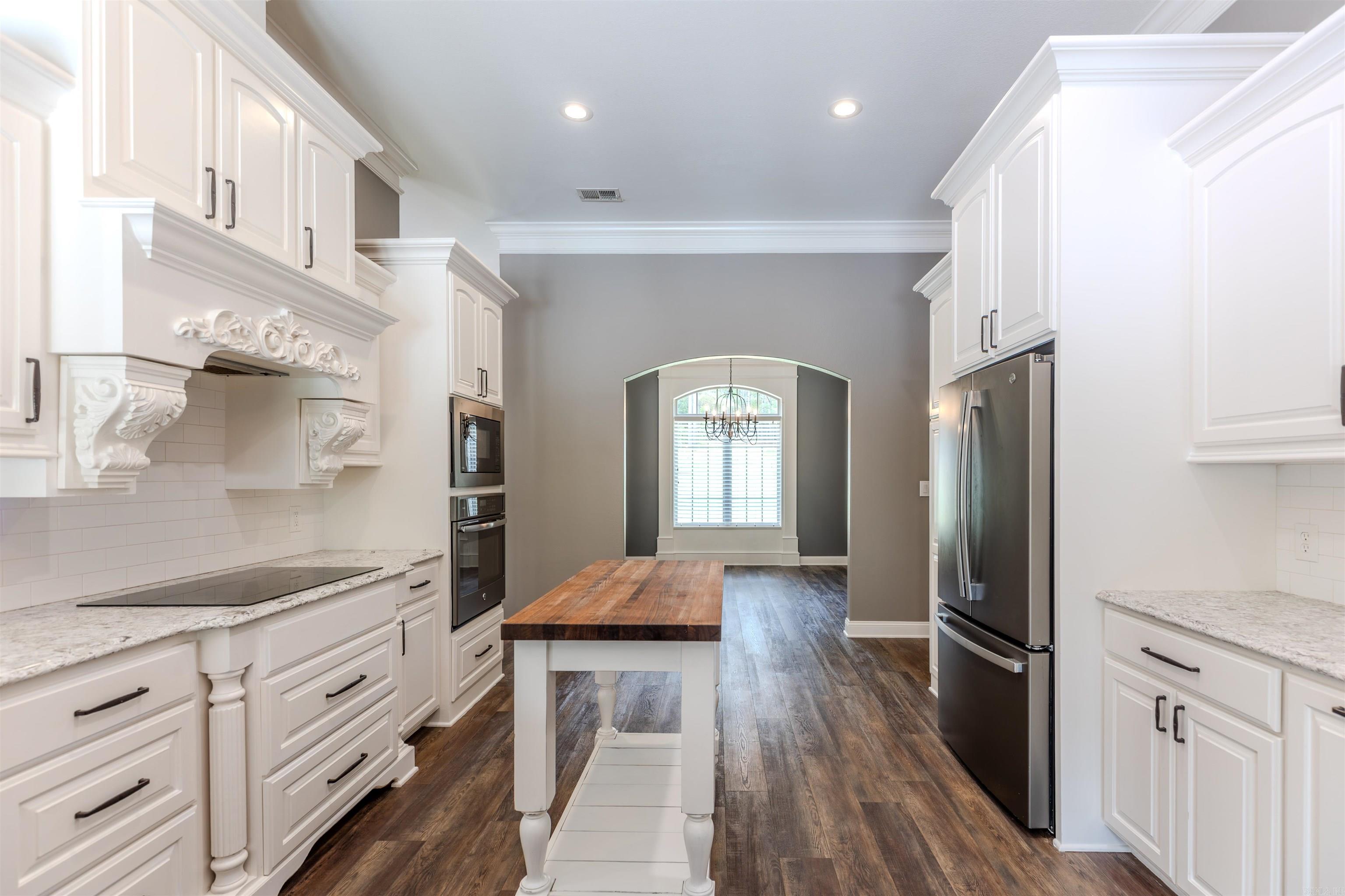 BIG ROCK ESTATES - Residential