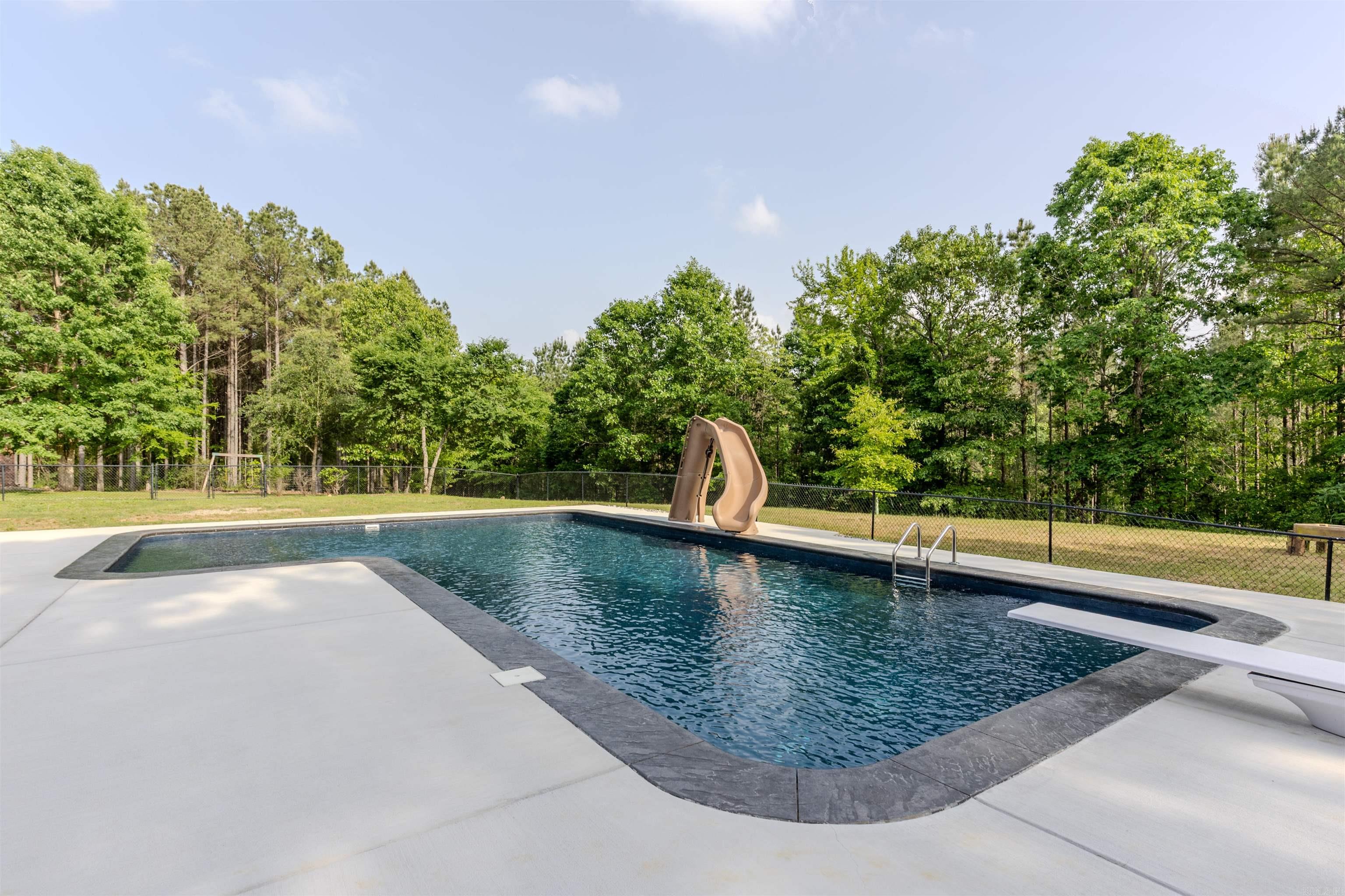 BIG ROCK ESTATES - Residential