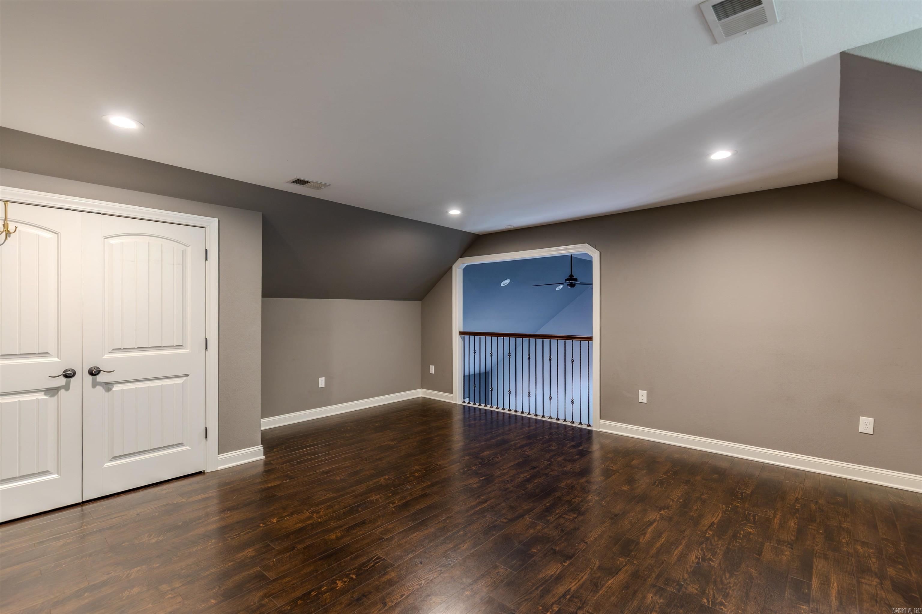 BIG ROCK ESTATES - Residential