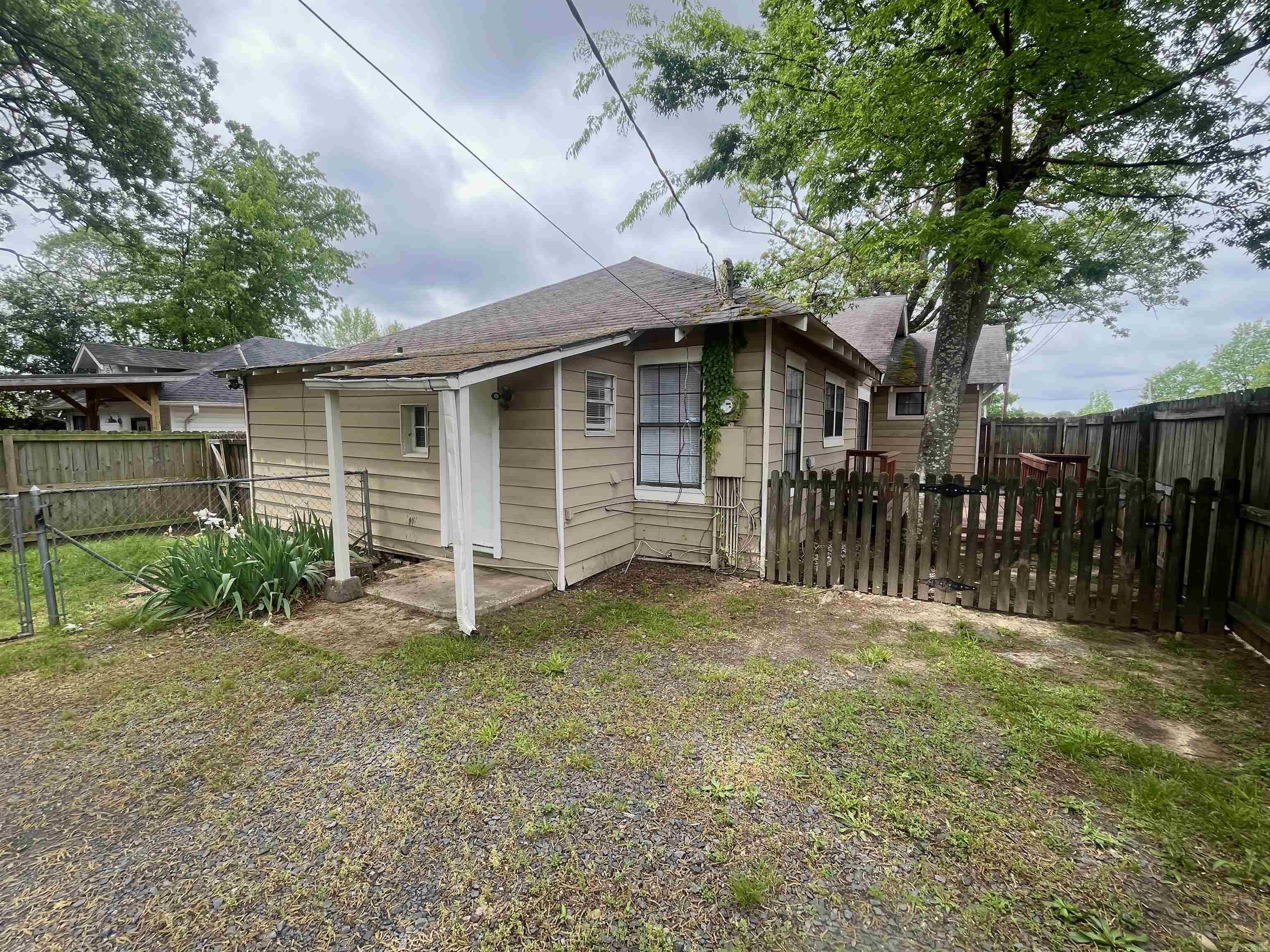 Mountain Park - Residential Lease