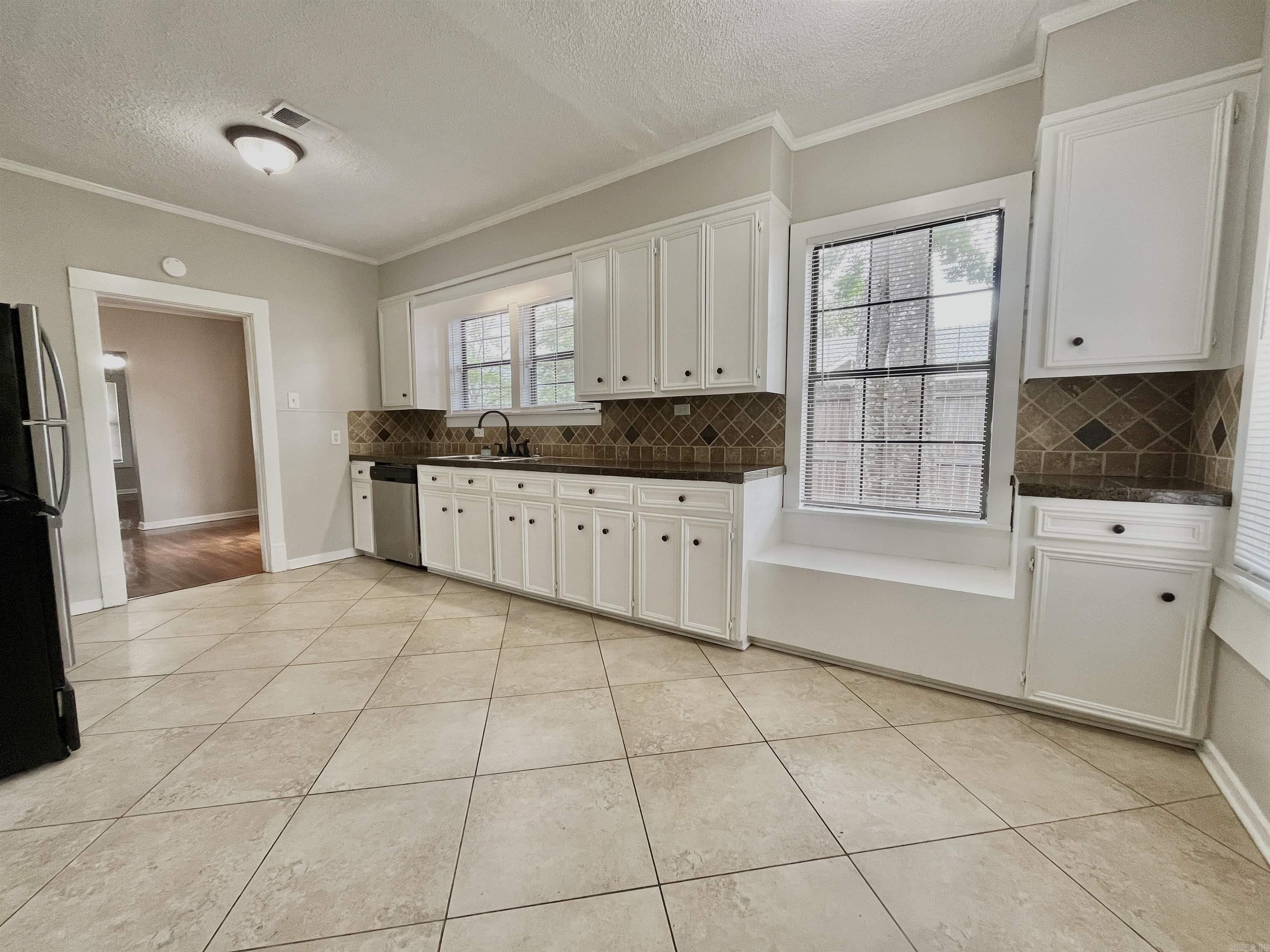 Mountain Park - Residential Lease