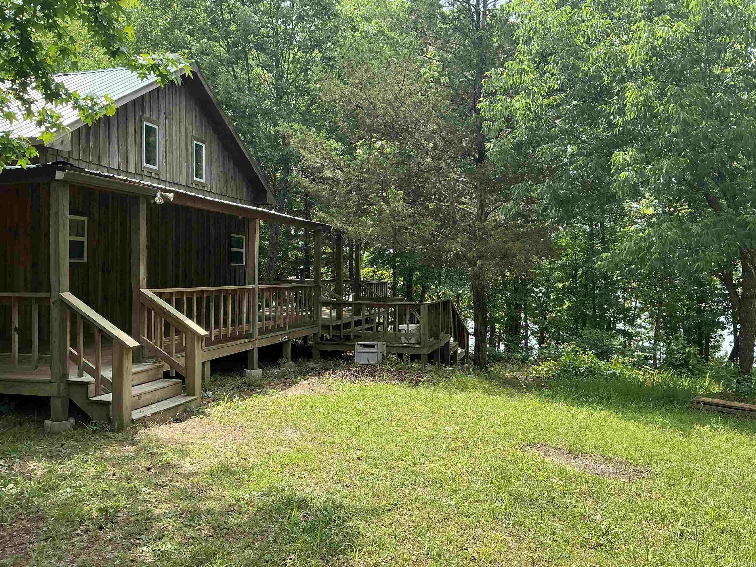 CIRCLE ACRES - Residential
