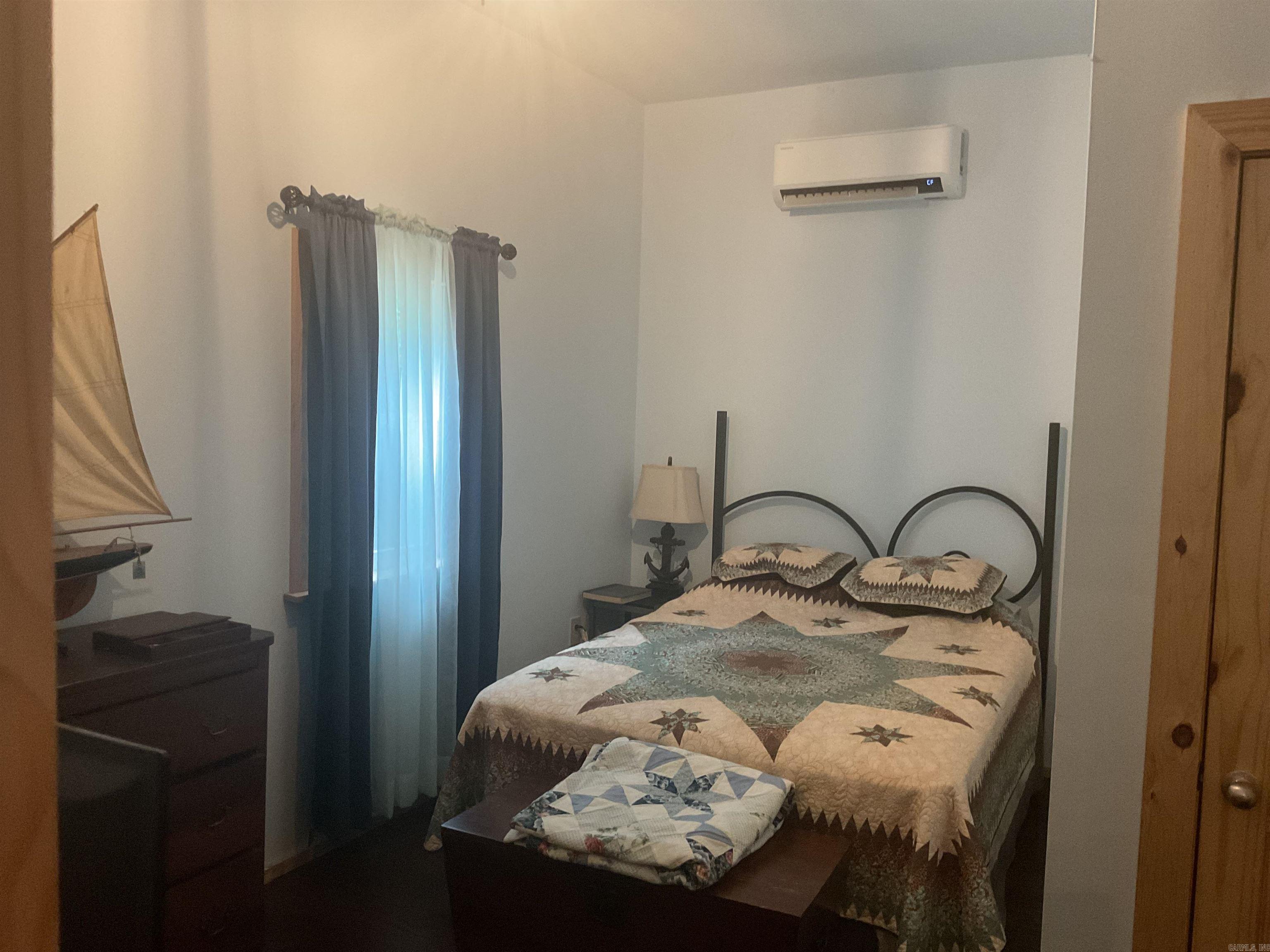 CIRCLE ACRES - Residential